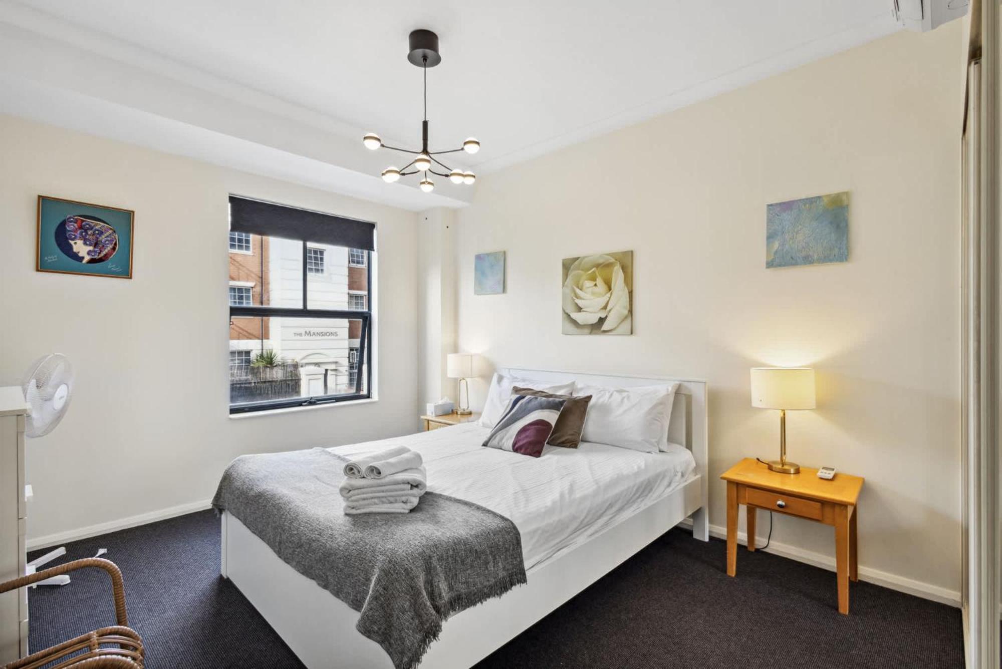 Spacious 3-level Townhouse With Pool In Northbridge Perth