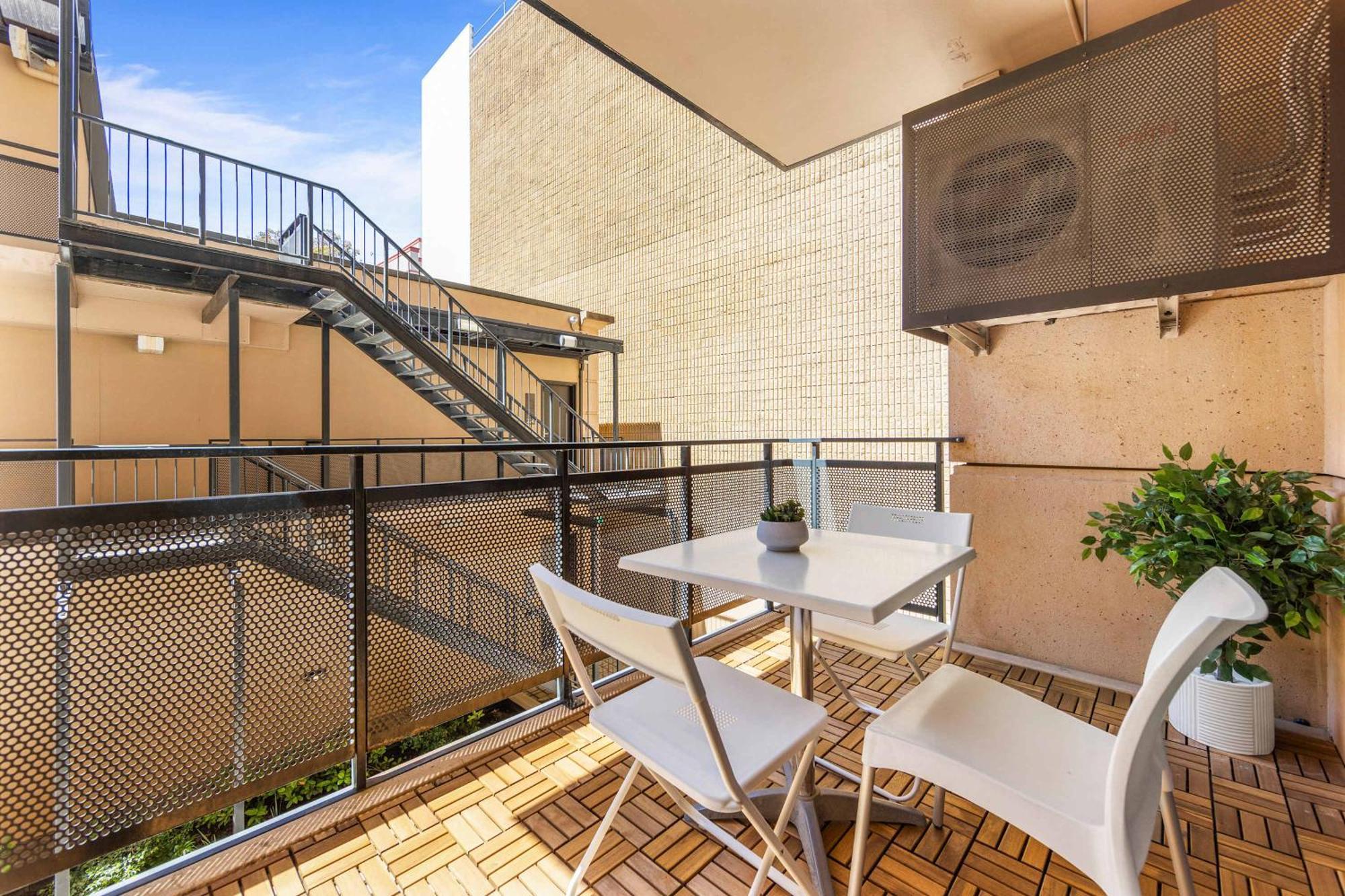 Urban Oasis On Hay Street * Perth