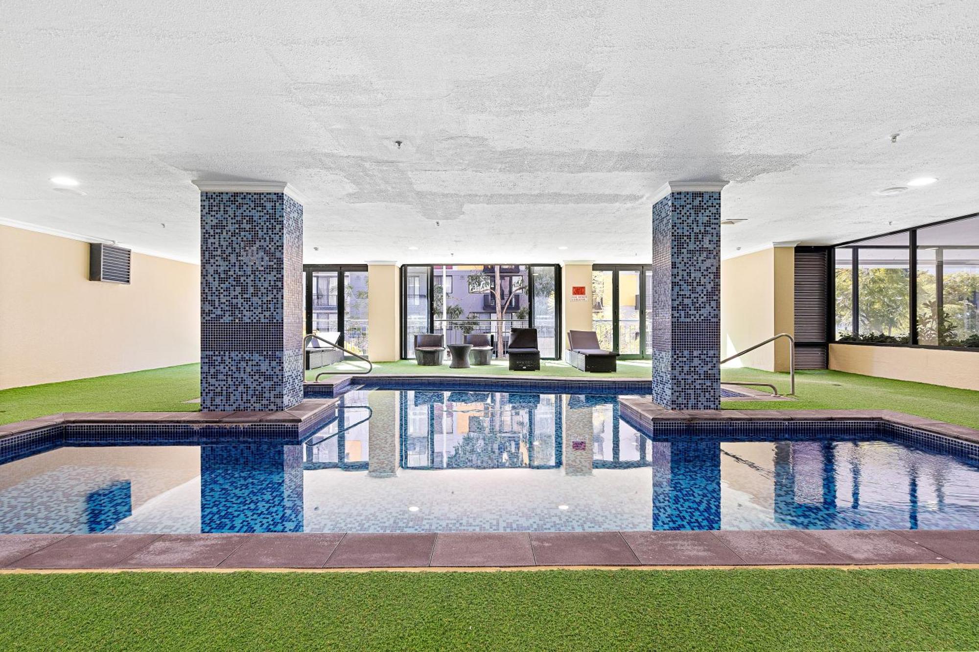 Apartment 14 Roomy Restrelax Eastperth 2brparking
