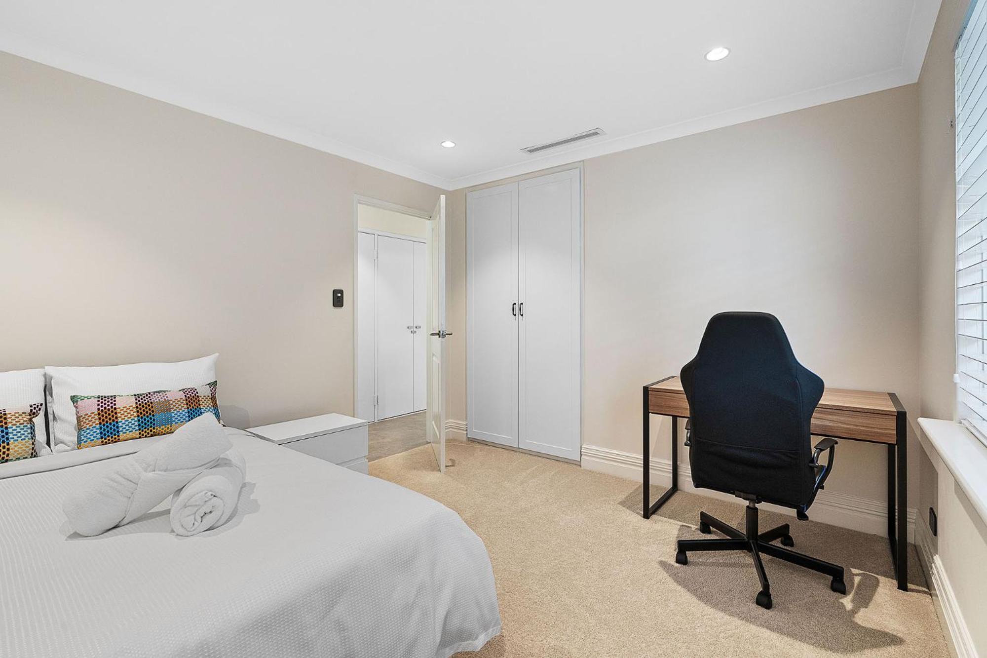 Exquisite Oasis Family Retreat Holiday home Perth