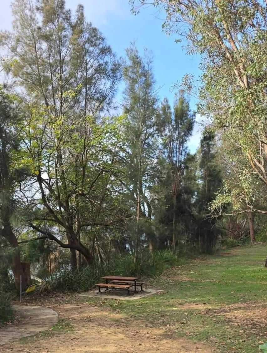 Riverside Retreat Aparthotel