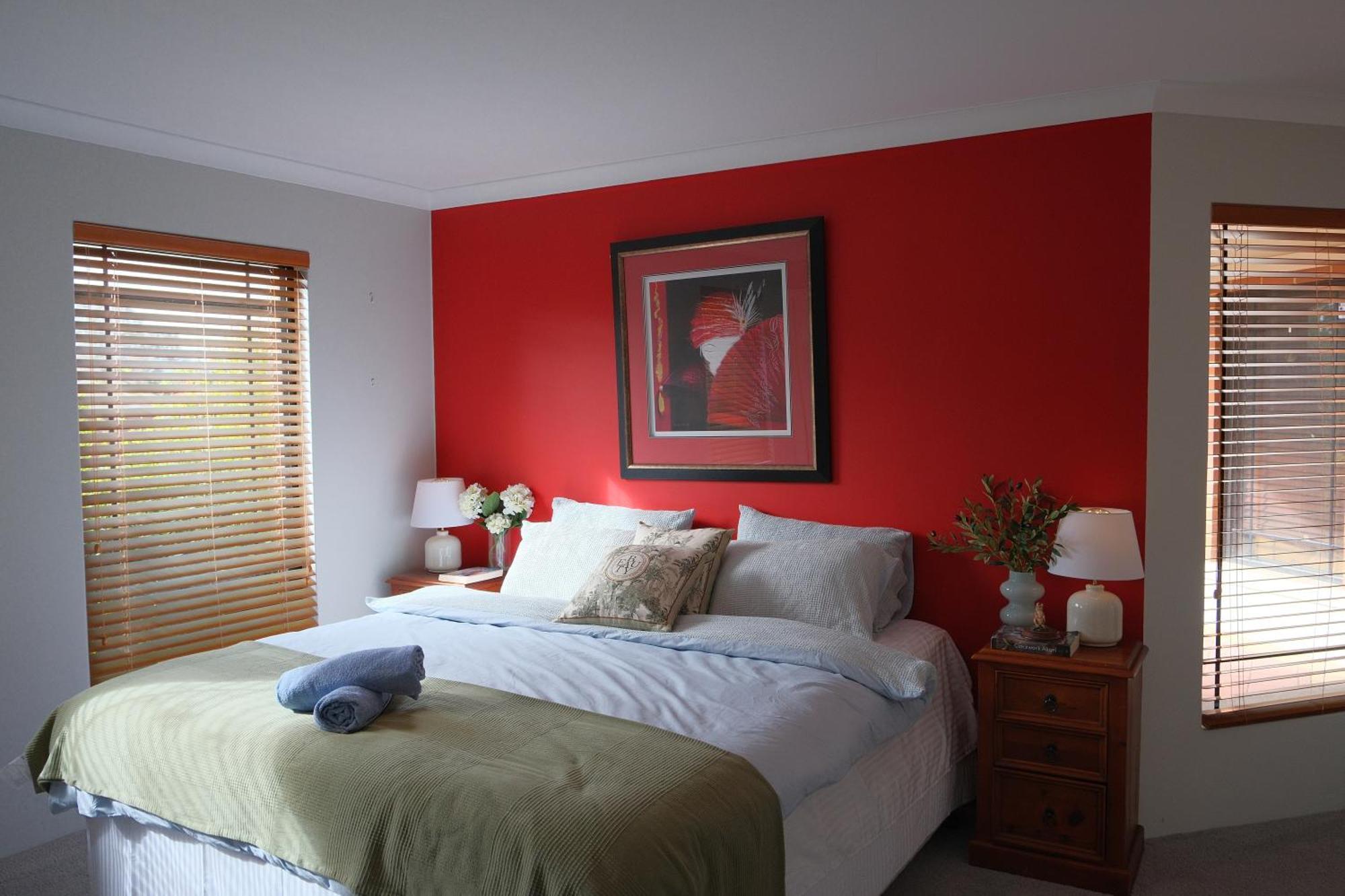 Holiday home Airport 6br Haven - Quiet Yard & Ac *