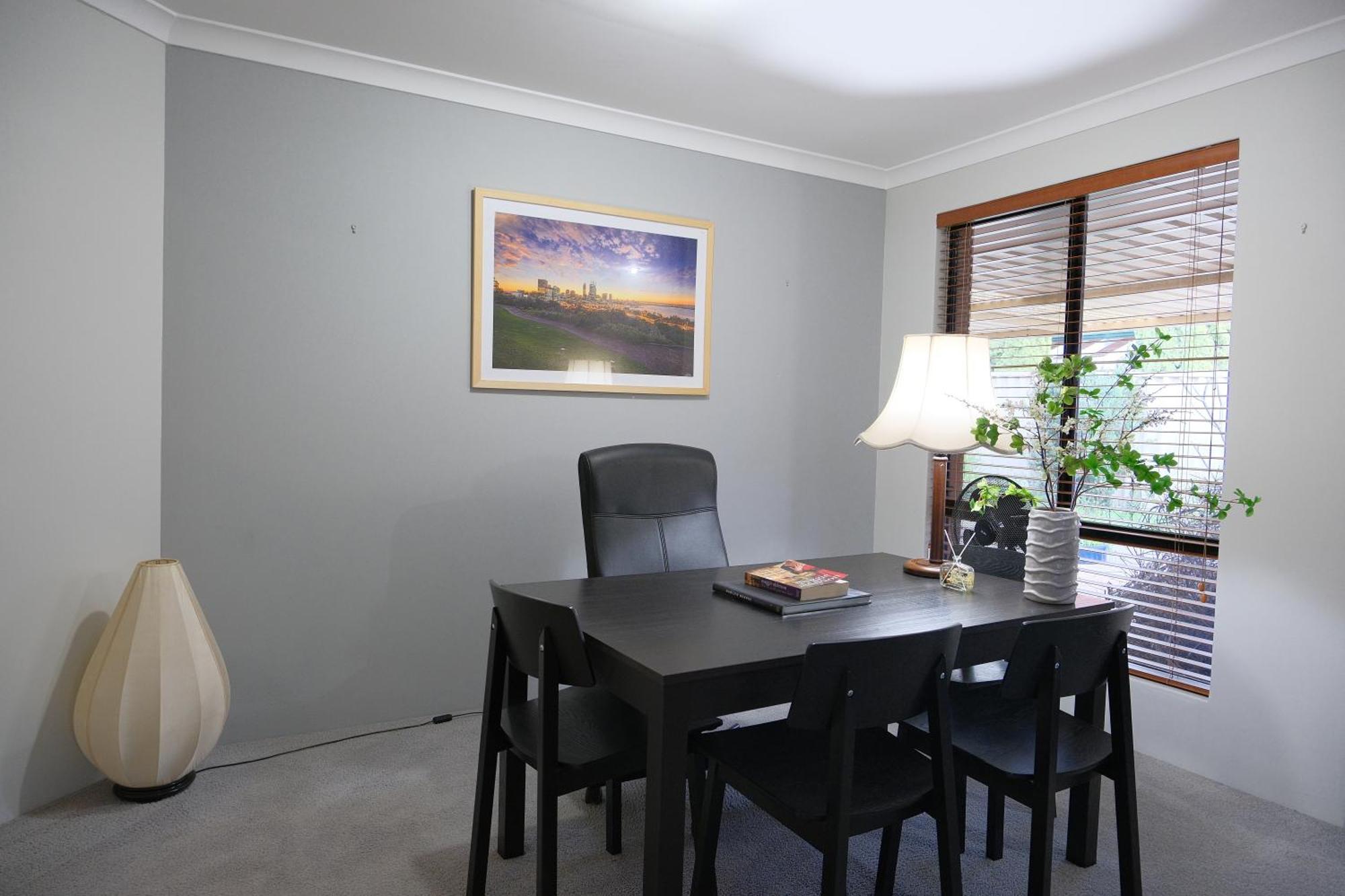Airport 6br Haven - Quiet Yard & Ac