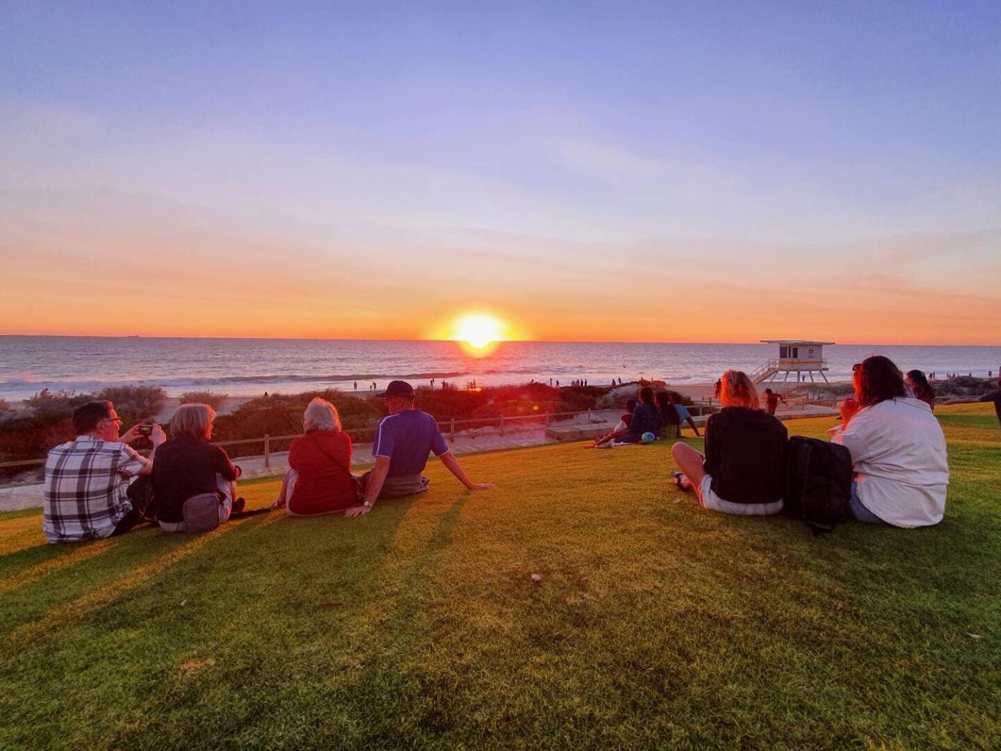 Coastal Ocean Views & Breezes
