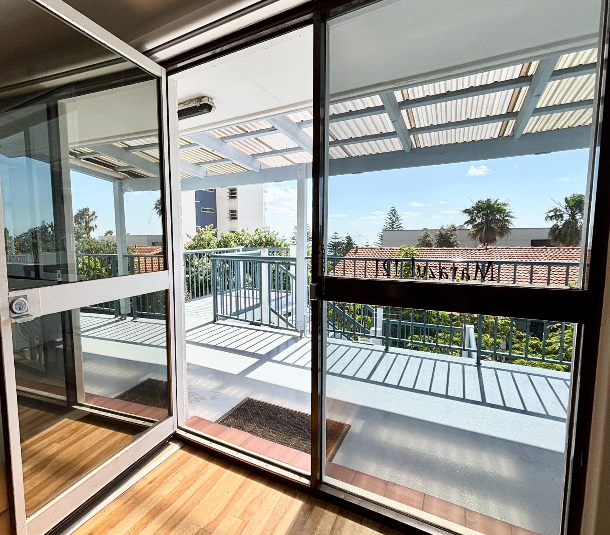 Aparthotel Coastal Ocean Views & Breezes