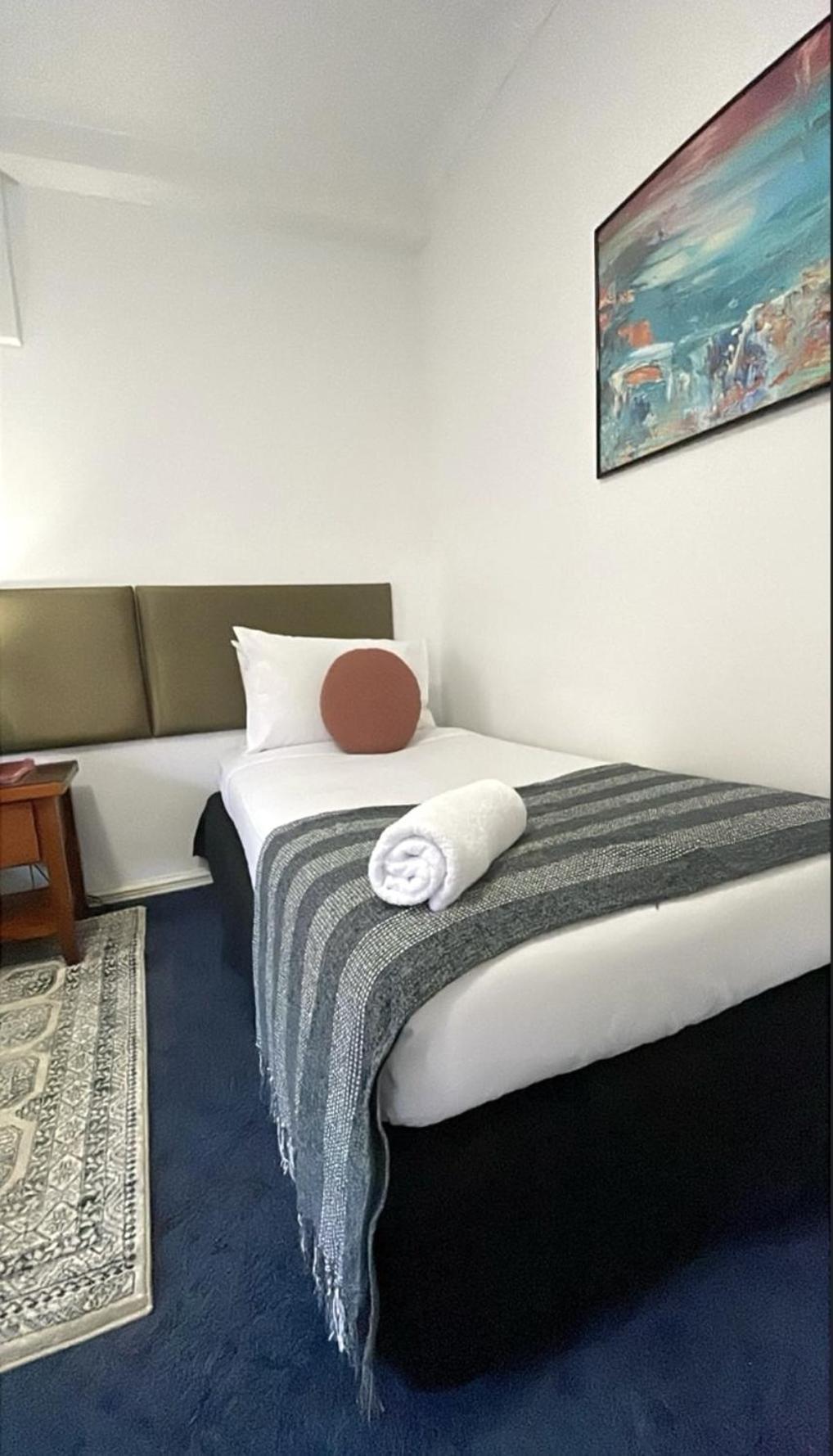 14 Roomy Restrelax Eastperth 2brparking Apartment Perth