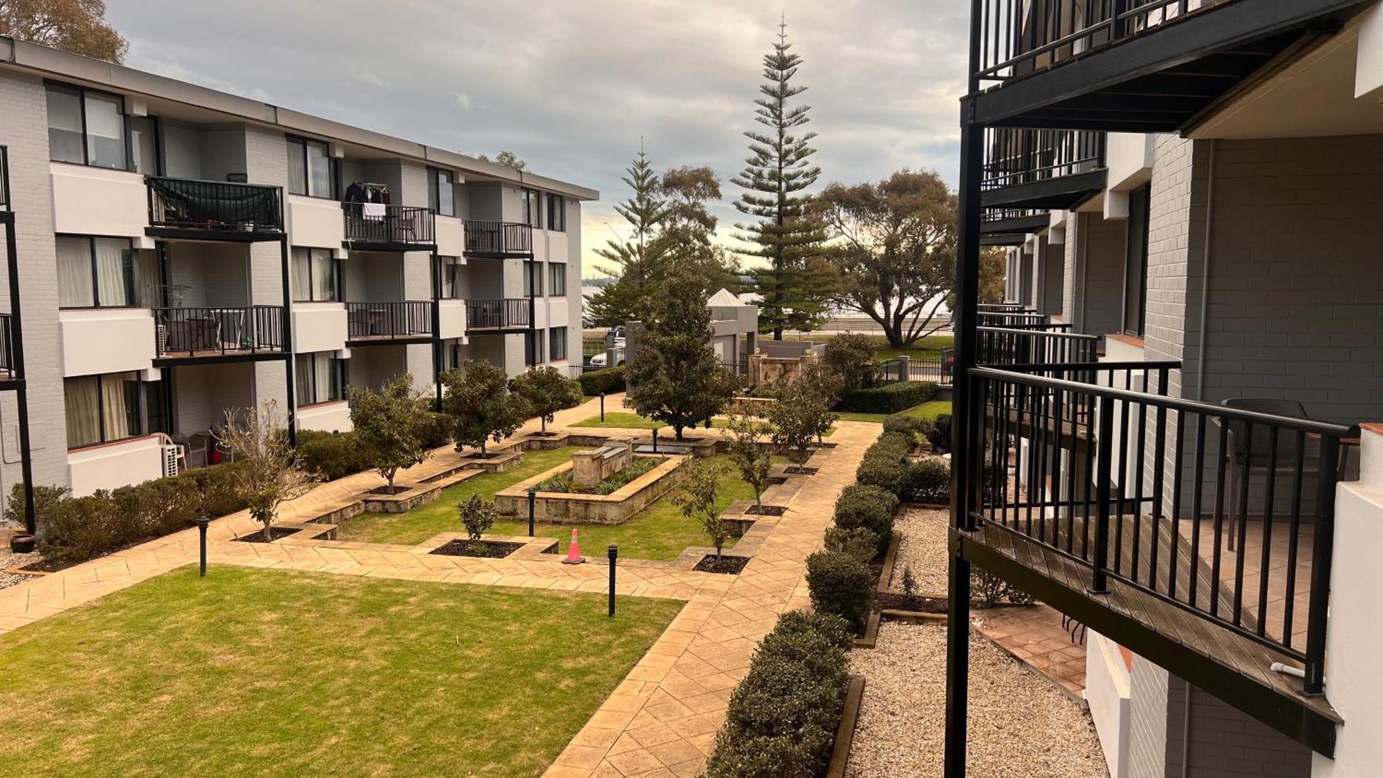 Melville Oasis * Perth