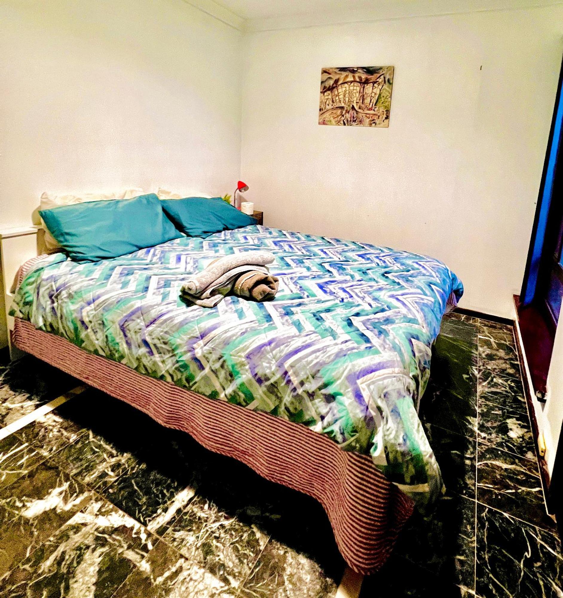 Affotable Relocation Fifo Long Term Queen Bedroom Near Fremantle Sawn River Guest house Perth