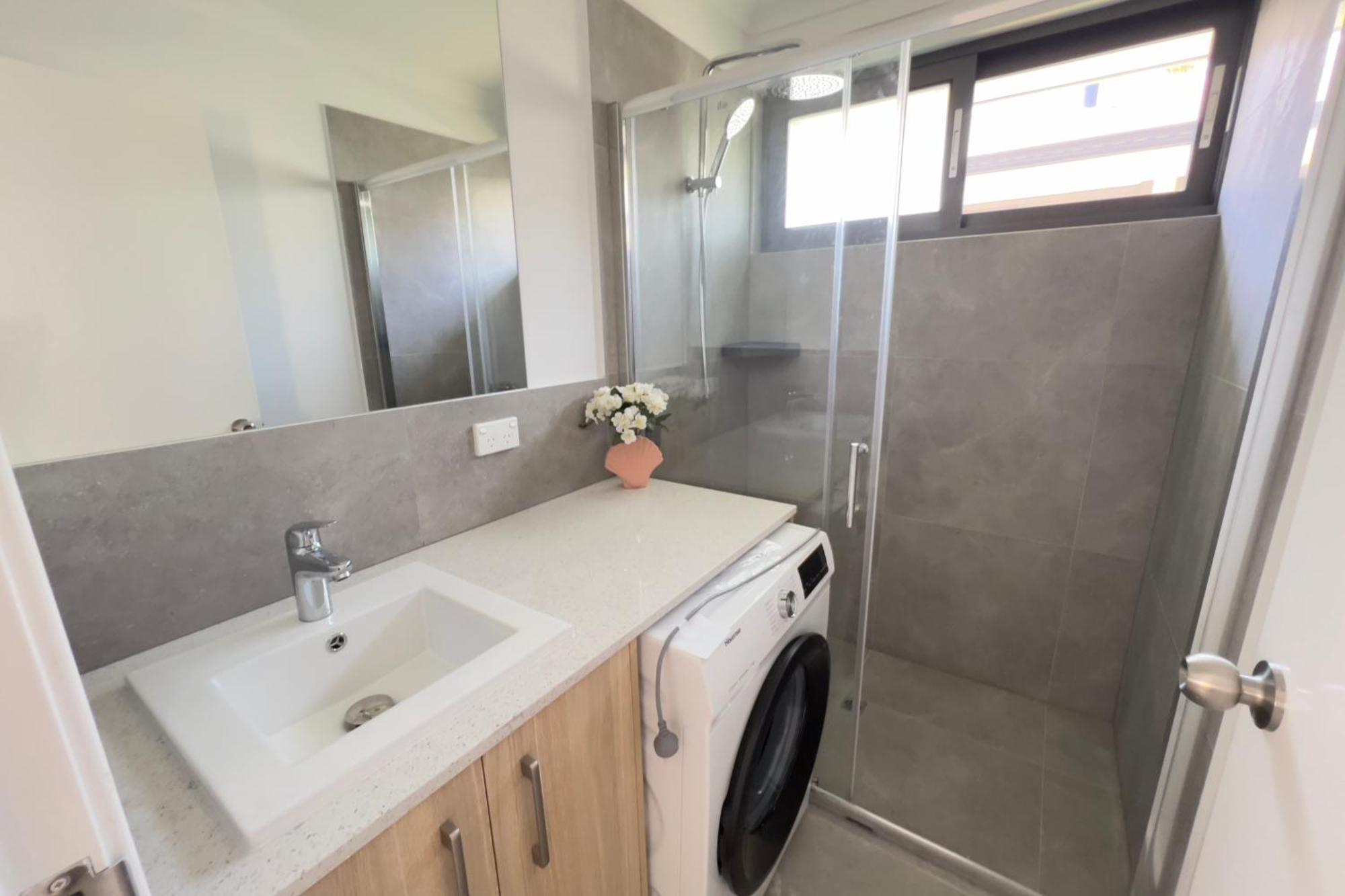 Holiday home A2 Airport 2br Haven - Garden & Parking