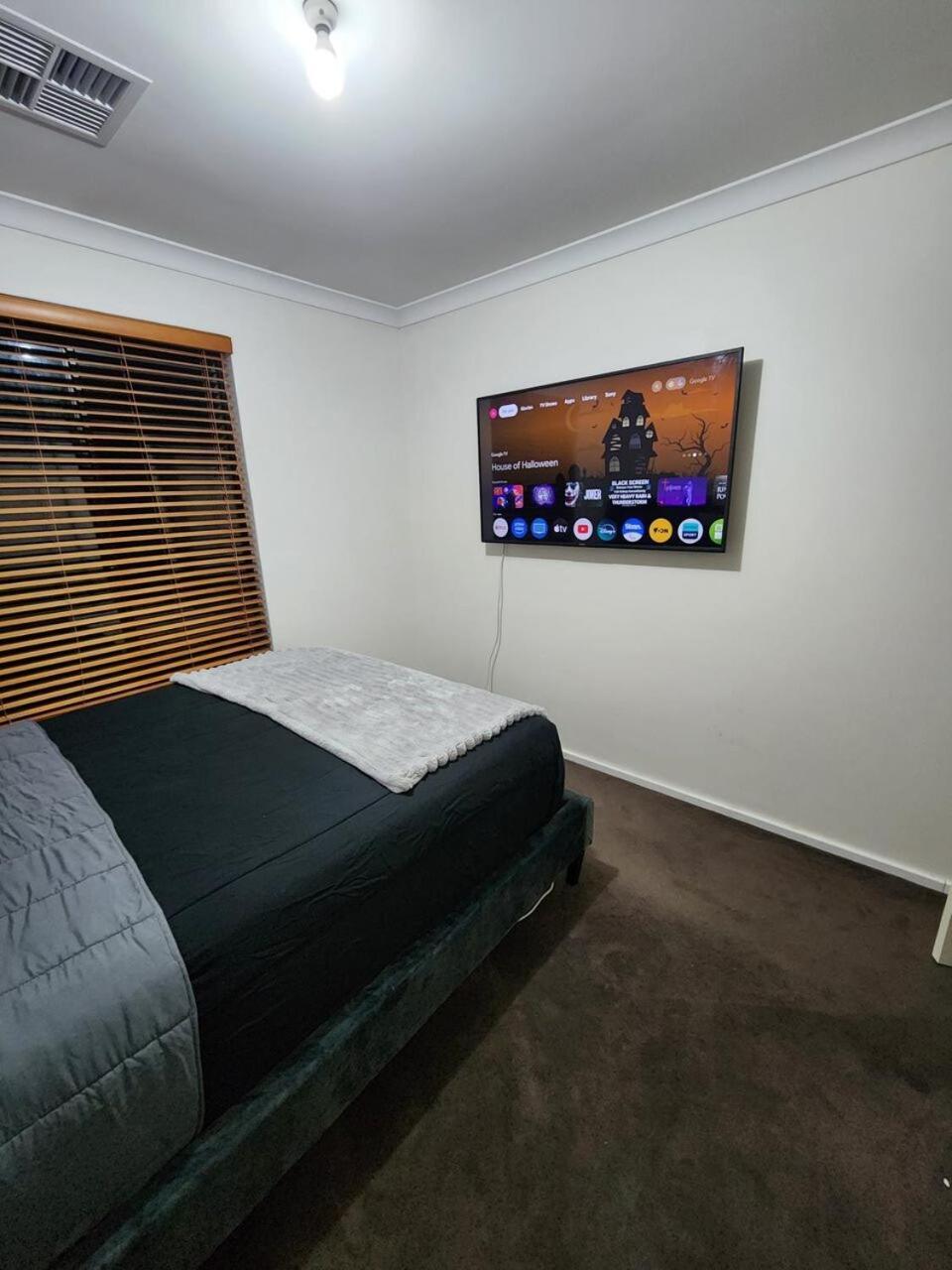 Modern & Great Location! Scarborough Breeze! * Perth