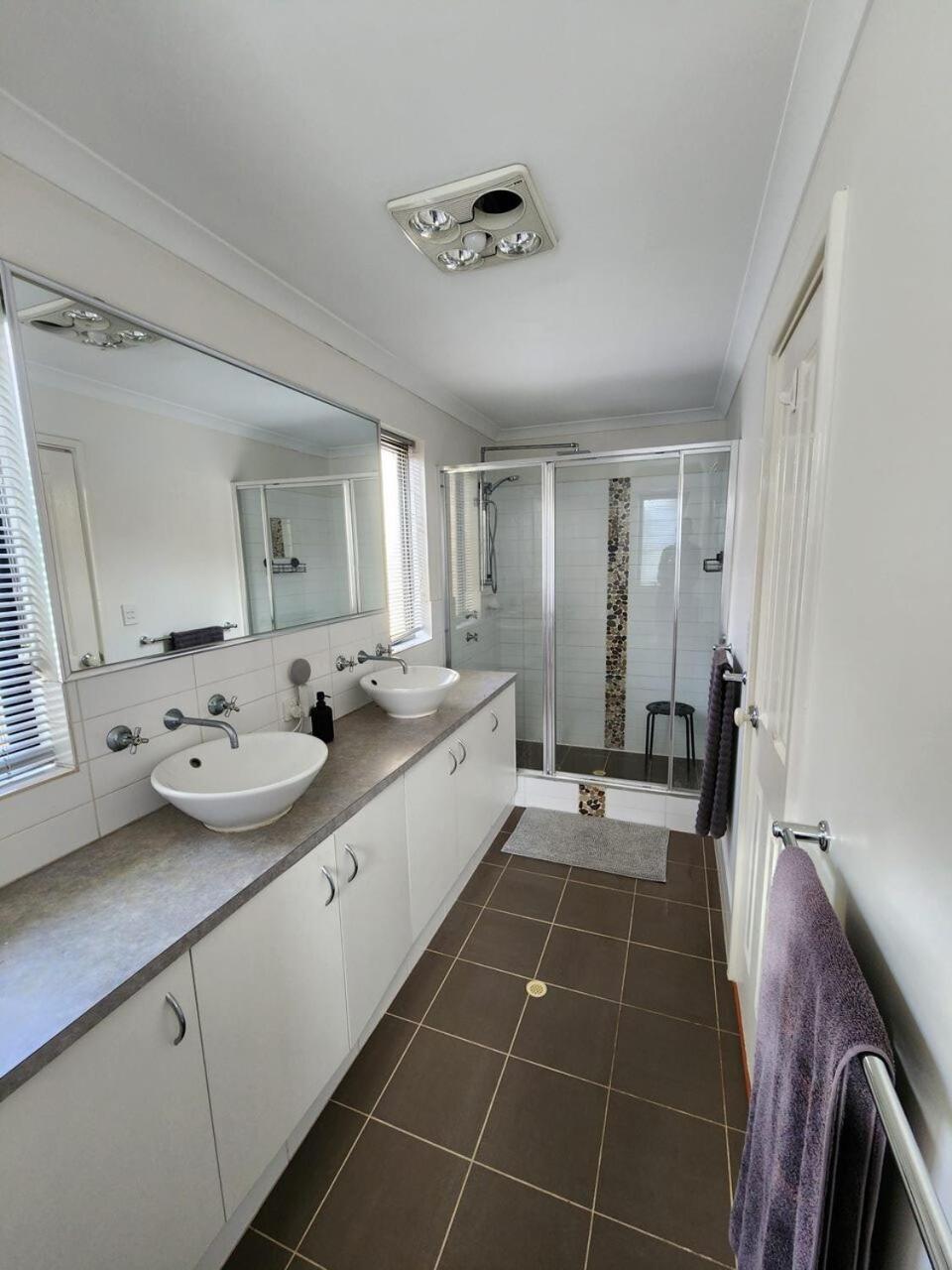 Modern & Great Location! Scarborough Breeze!