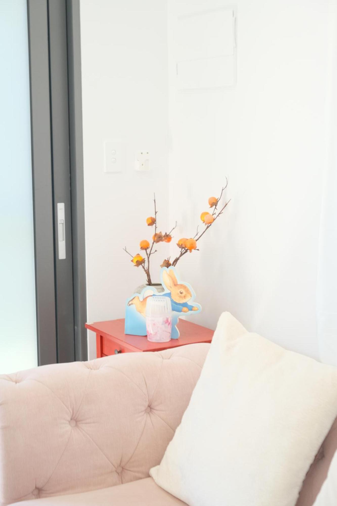 Holiday home B2 Airport Adjacent - New Amenities & Fast Wi-fi Perth