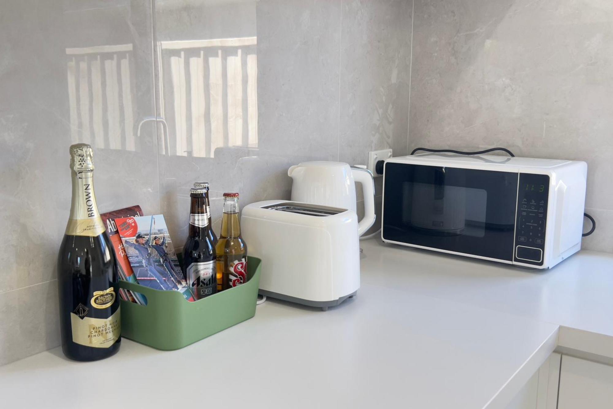 Holiday home B2 Airport Adjacent - New Amenities & Fast Wi-fi *