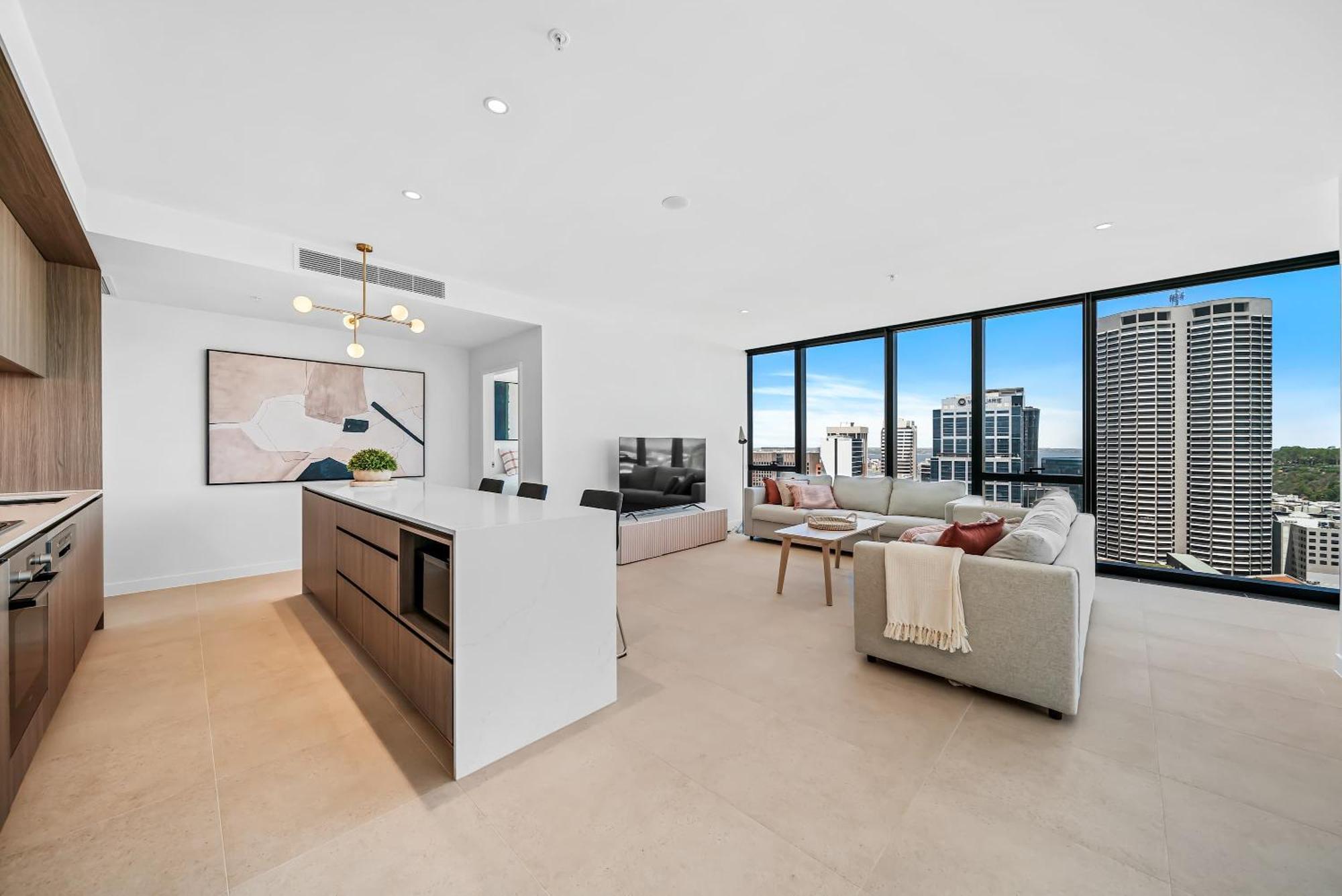 Brand New Luxurious 3 Bedroom Cbd Apartment