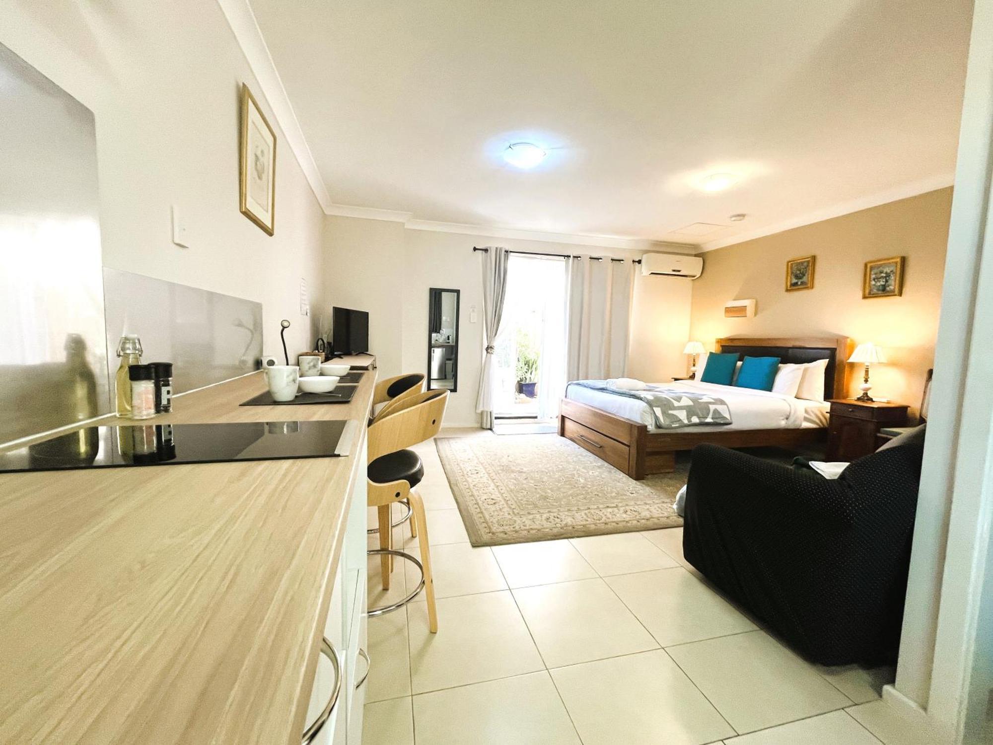 45 Private Guest For 2acparking Apartment Perth