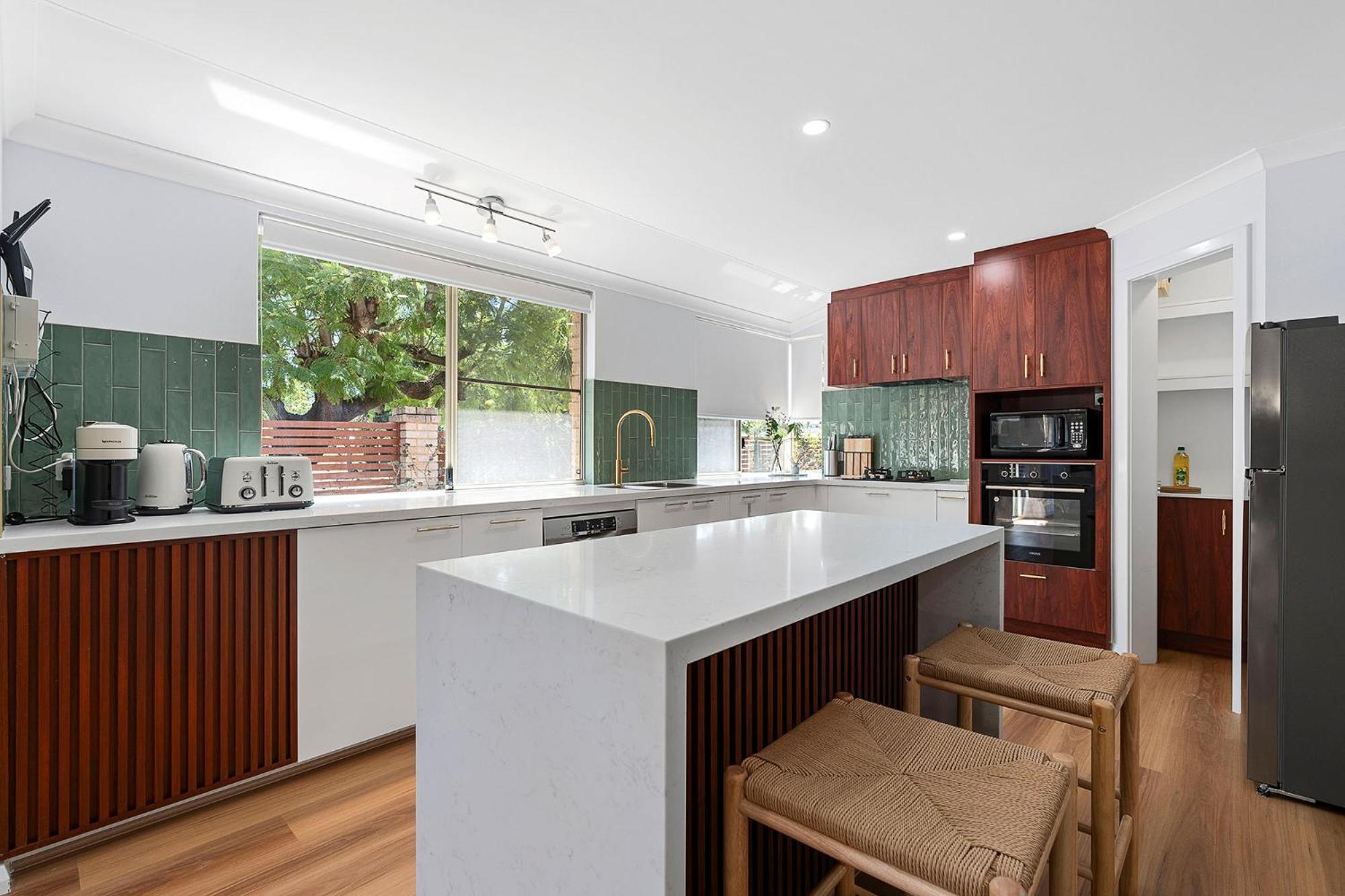 Holiday home Leve26 Mid Century Magic In Adross Perth