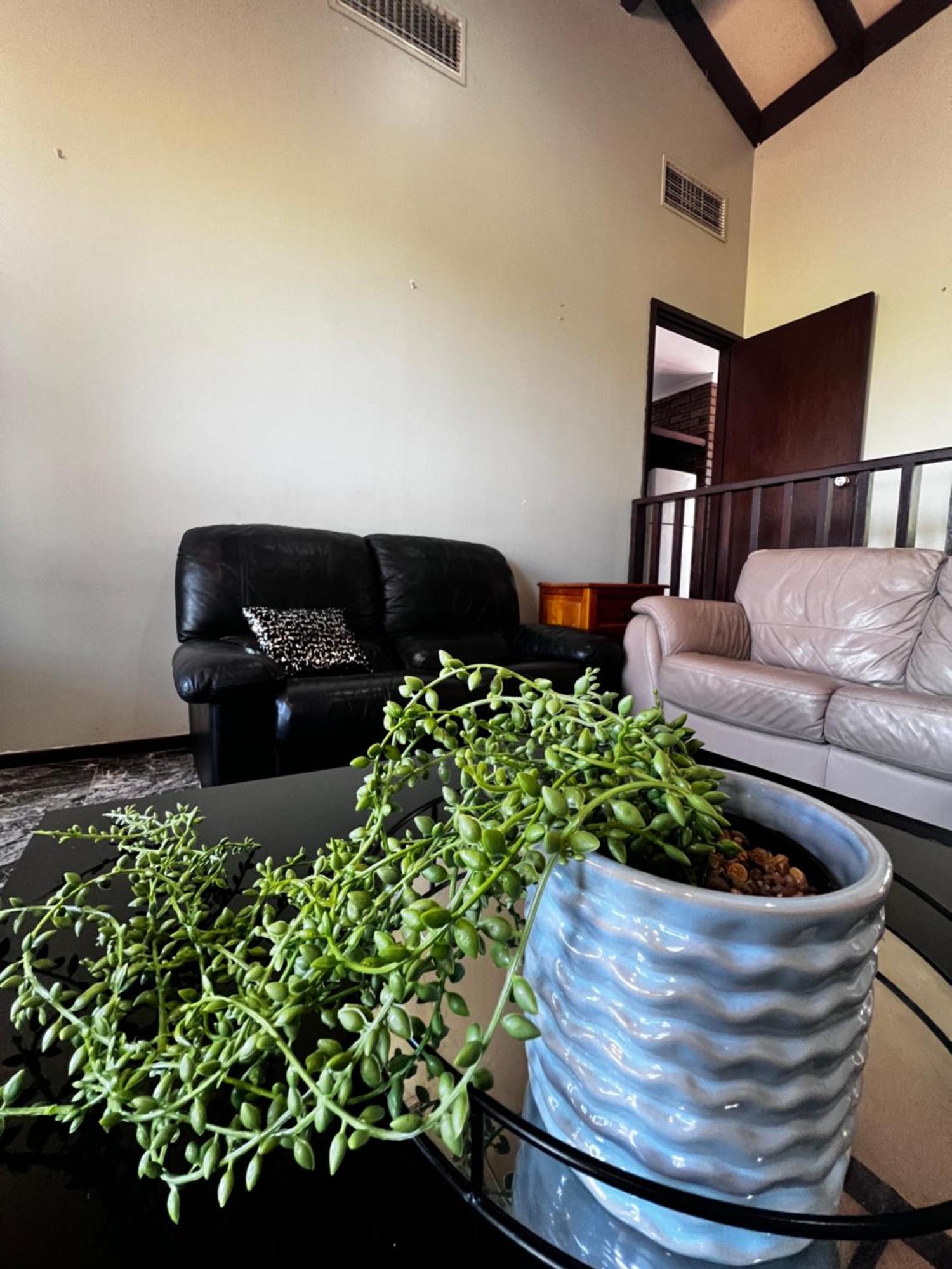 Affordable Long-term Ens Master Bedroom Near Fremantle Hospital *