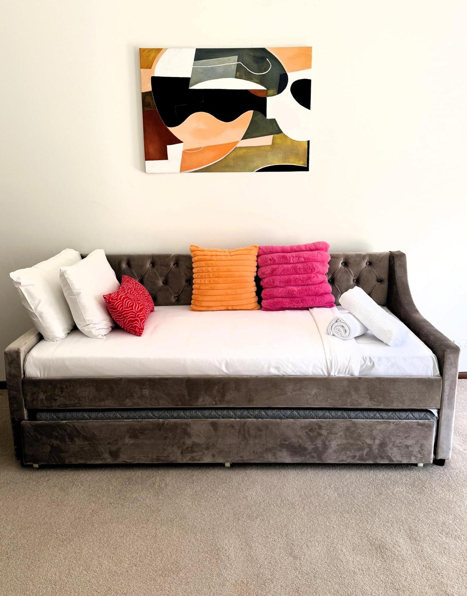 17 Rare Urban Style 4br Nedlands &pool Holiday home *