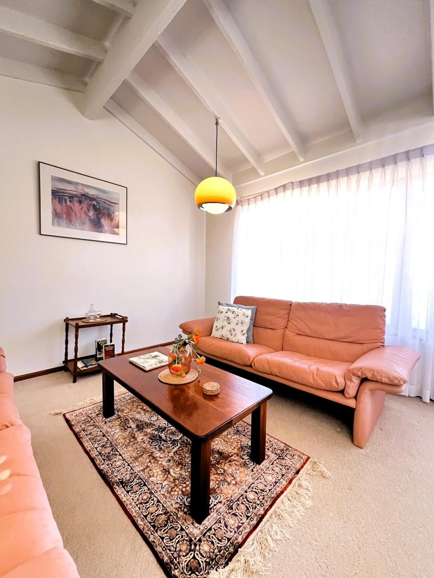 17 Rare Urban Style 4br Nedlands &pool * Perth