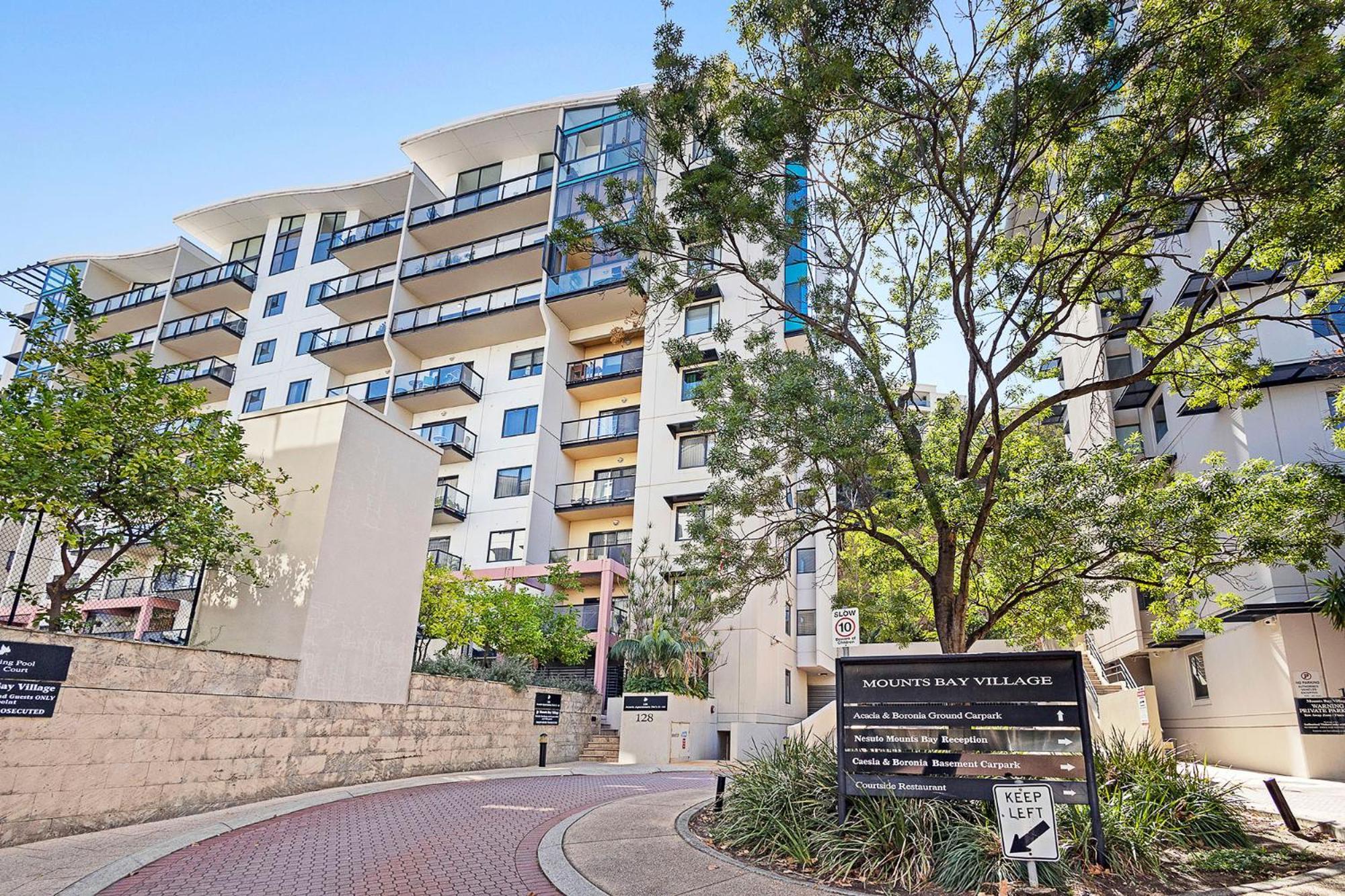 2 Paradise Pool Parking Huge 1br Cbd Apartment *