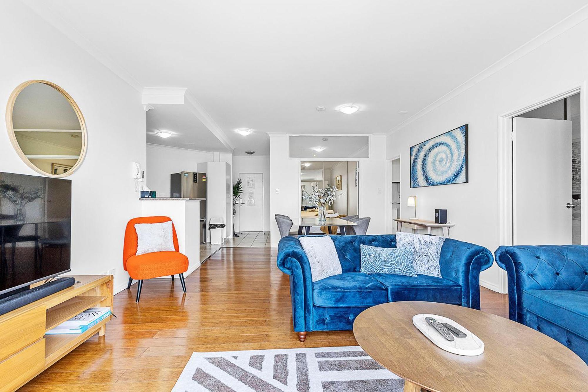 Modern 2br Pool, Gym, Parking Apartment *