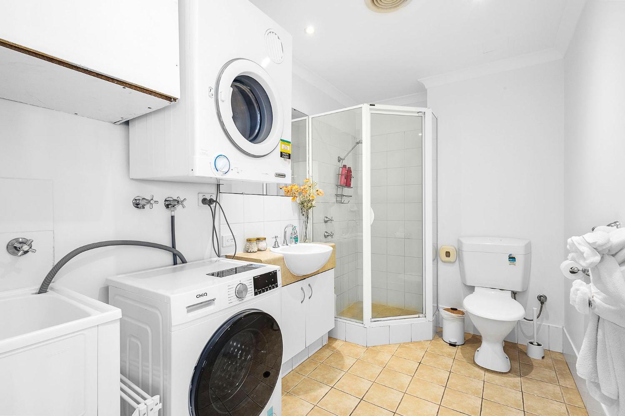 Modern 2br Pool, Gym, Parking Perth