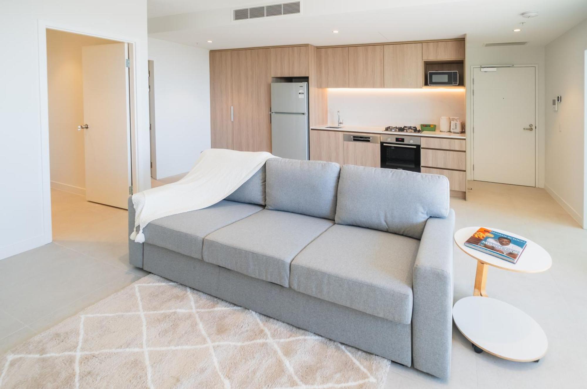 Luxury Downtown - Sunset Views, Pool & Gym Perth