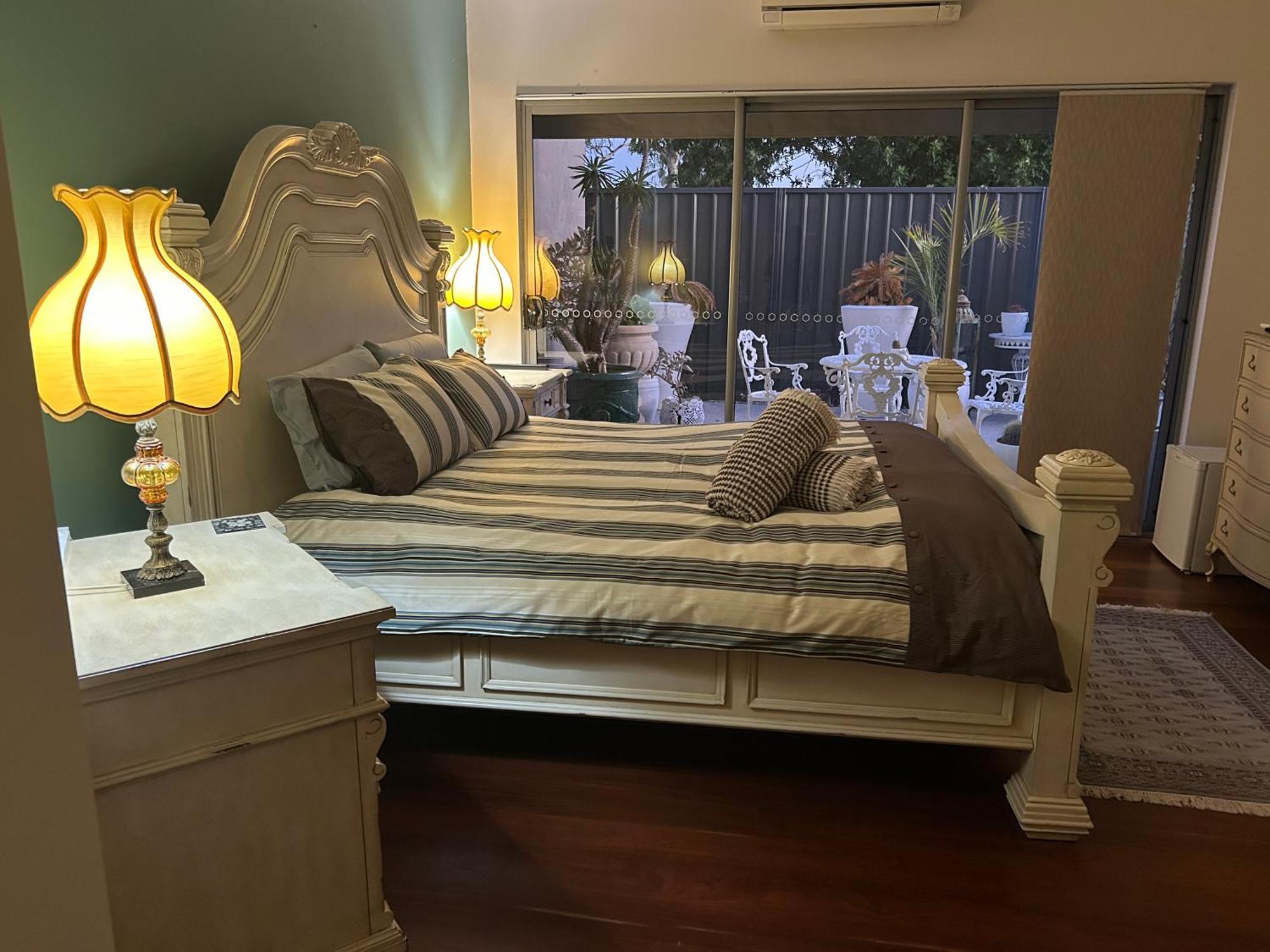 Koombana Retreat *