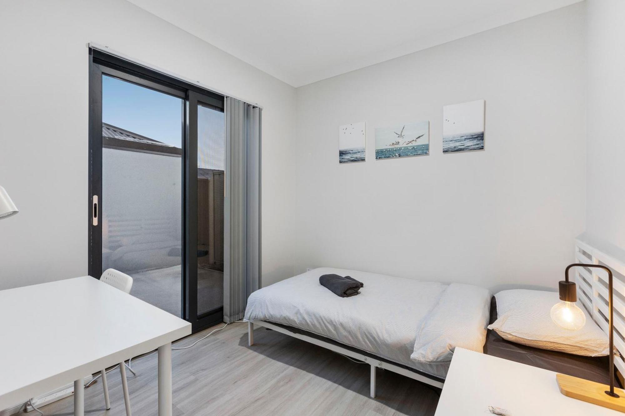 Premium Modern Homestay-Walk To Curtin University