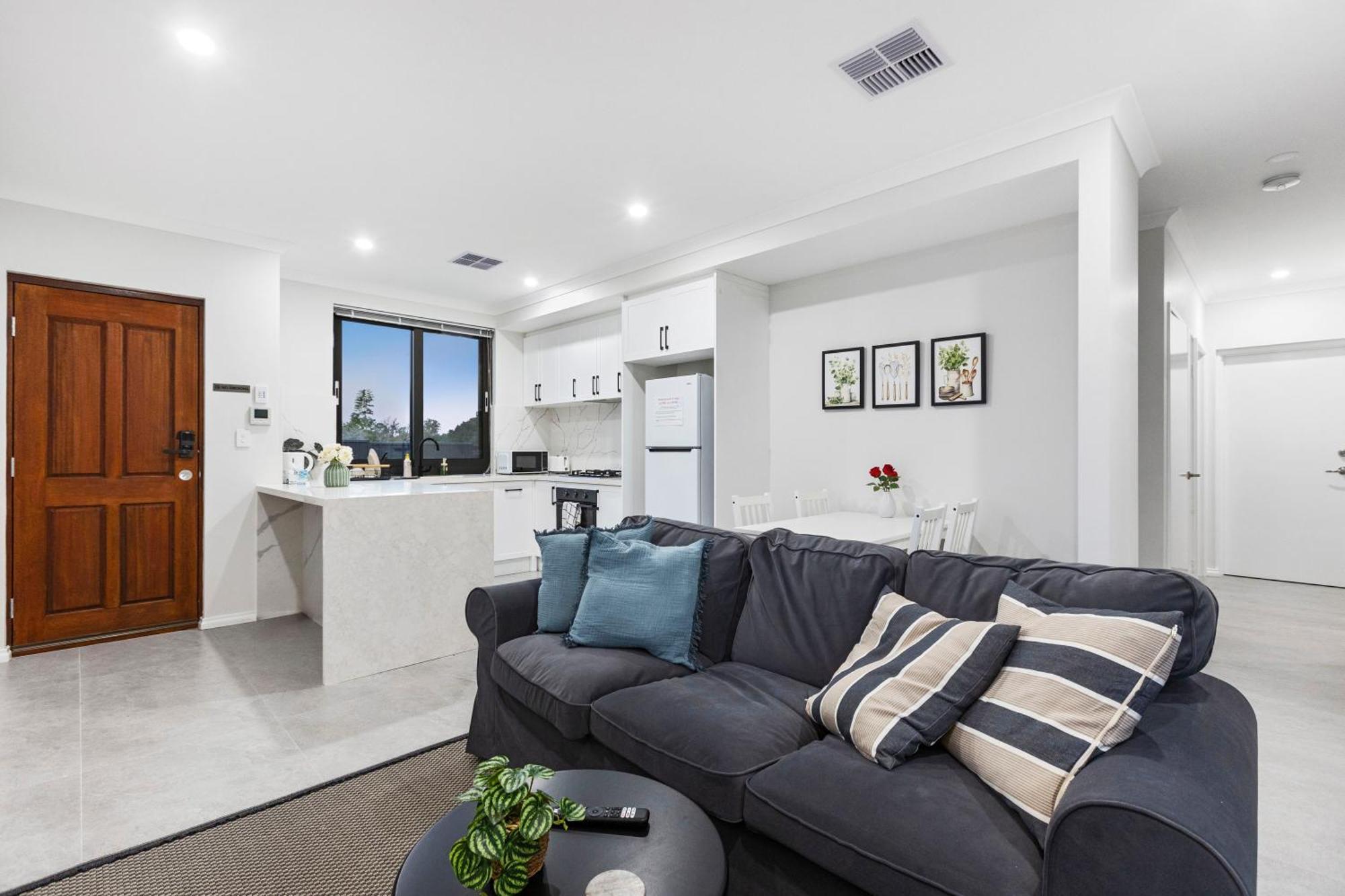 Premium Modern Homestay-Walk To Curtin University