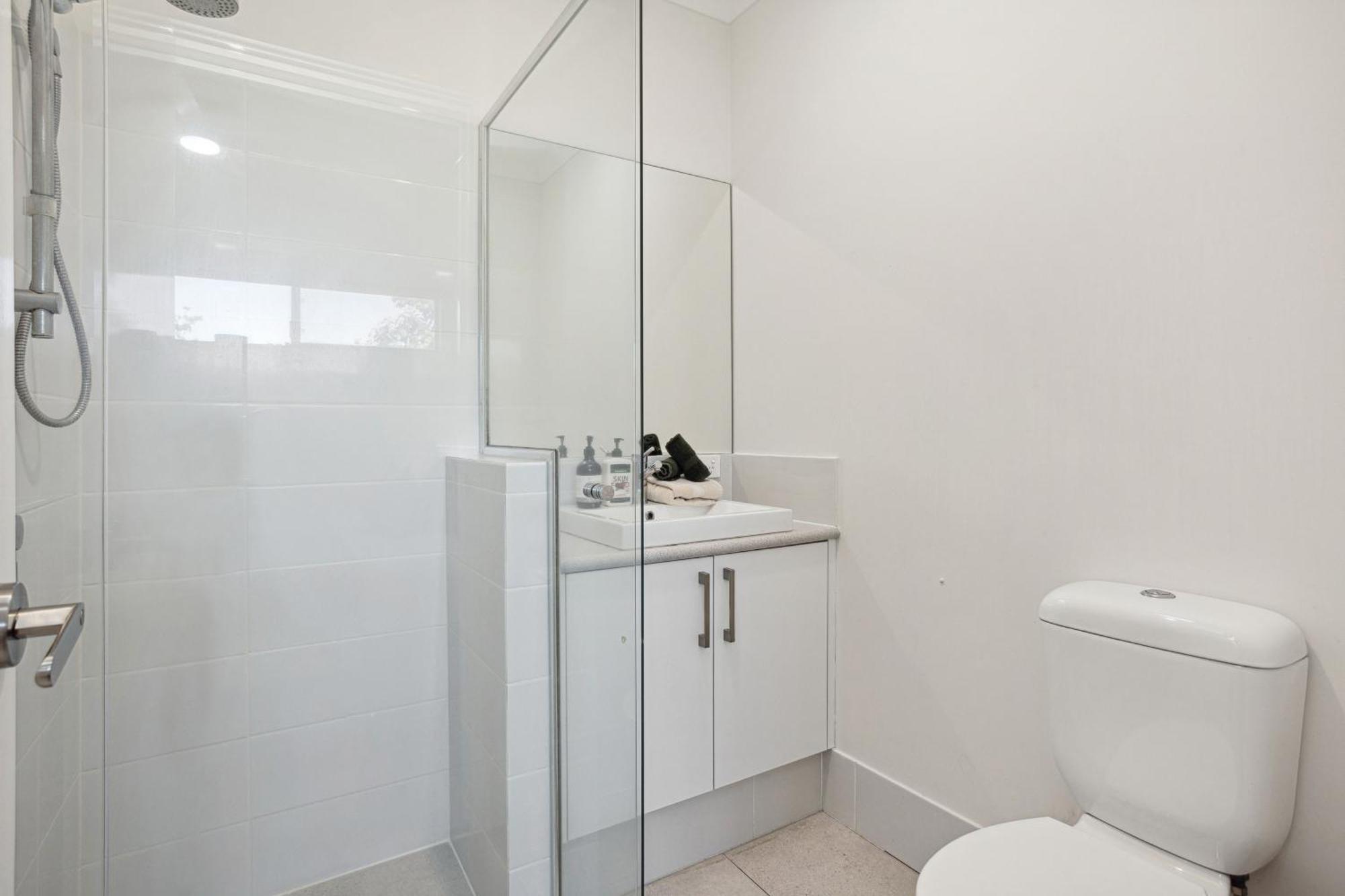 Holiday home Tranquil Tree Views 2 Bedroom 2 Bathroom Perth