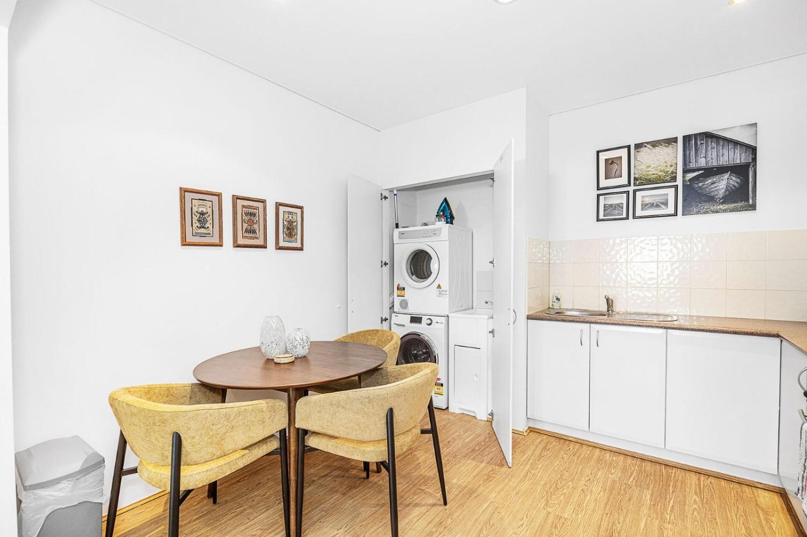 Apartment Newly Renovated 1bdr In The Cbd Perth