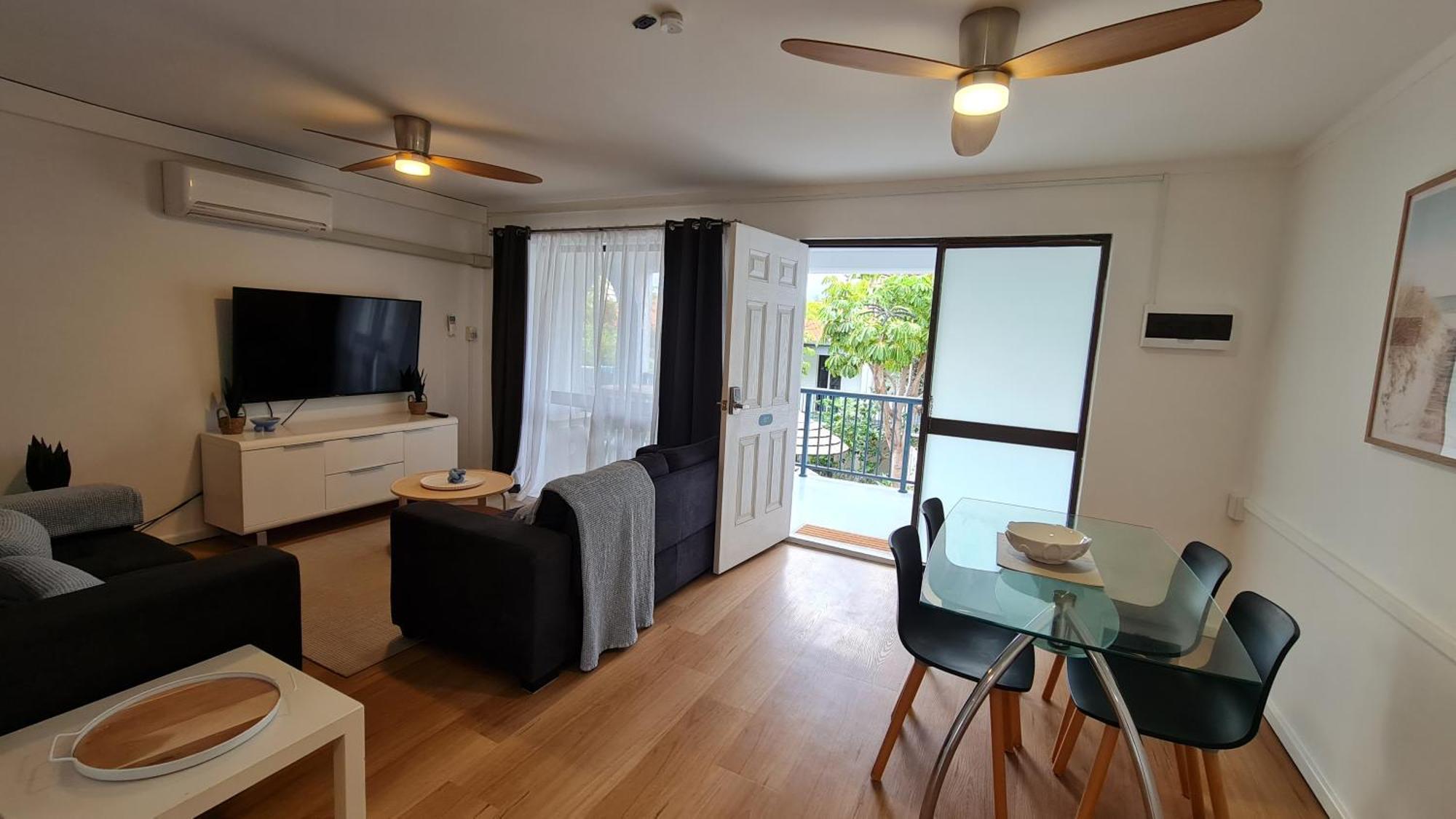 West Lagoon 107 - Great Value Apartment Perth