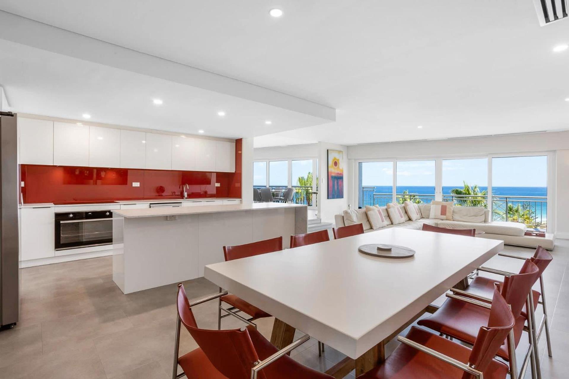 M601 - Spectacular Beachfront Penthouse Apartment *