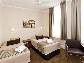 Hotel The Royal 2*
