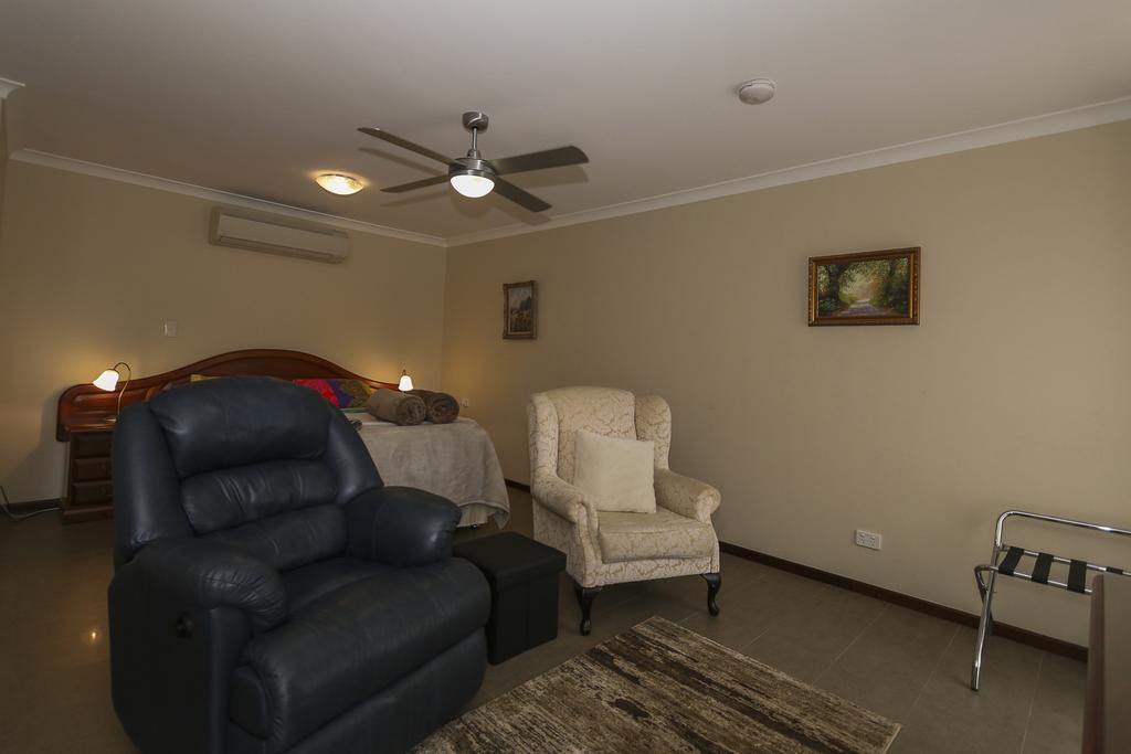Bed & Breakfast The Good Life 4*