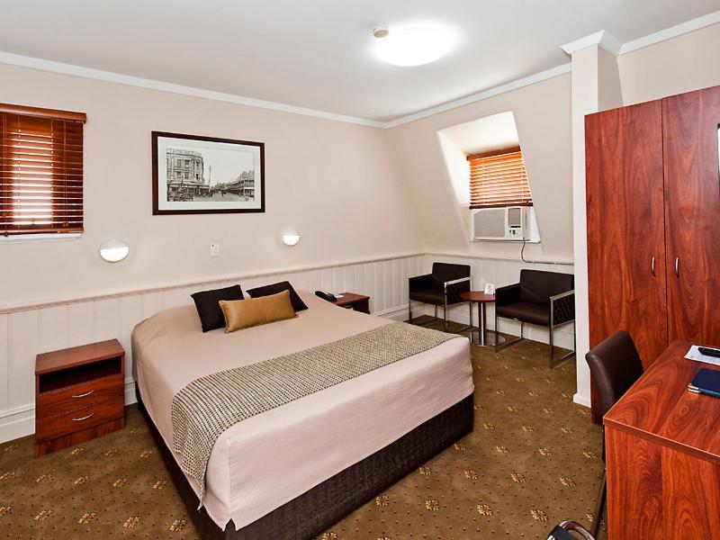 The Royal 2* Perth