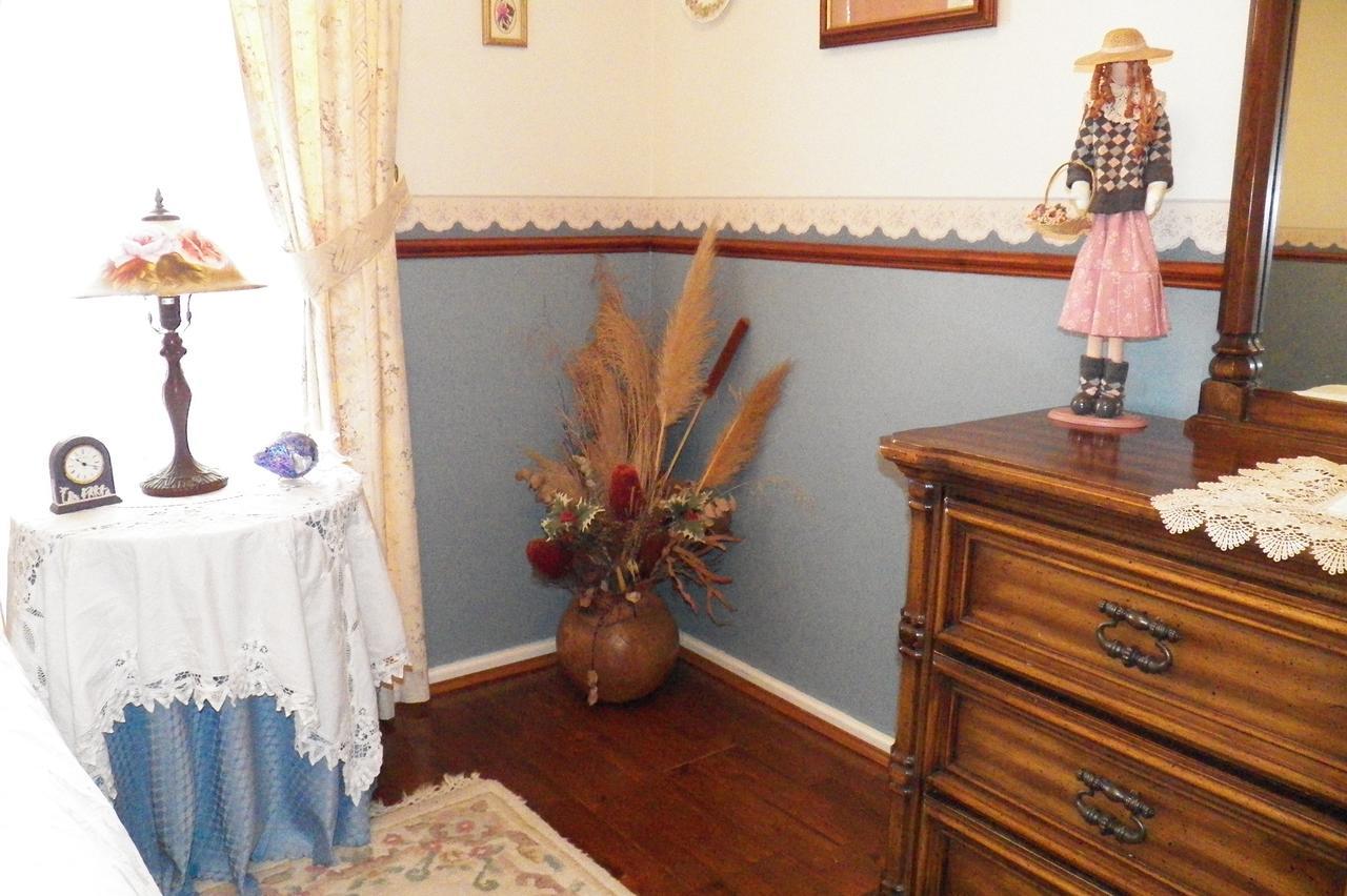 The Spanish Guesthouse, Private Bed & Breakfast