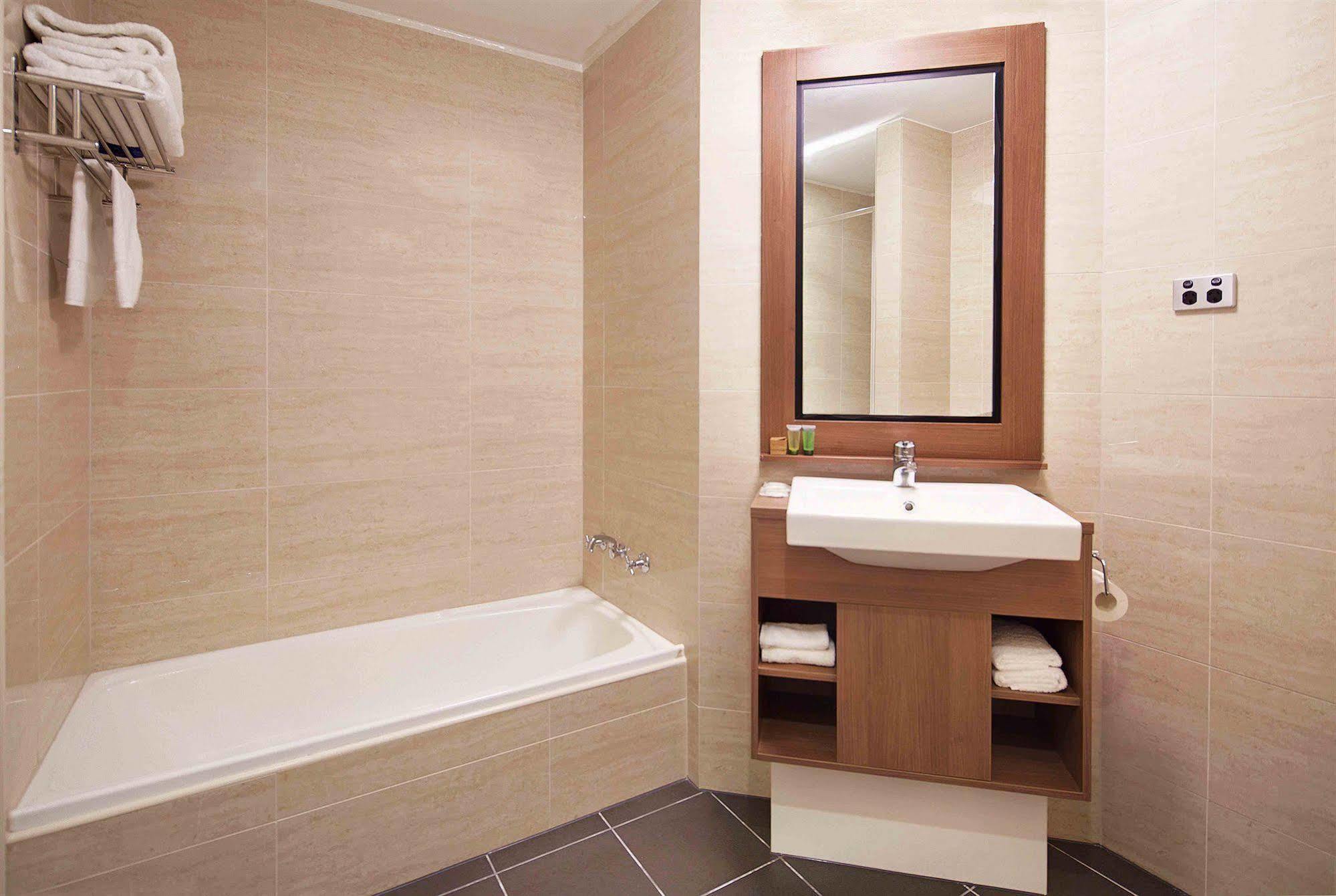 Quality Ambassador 4* Perth
