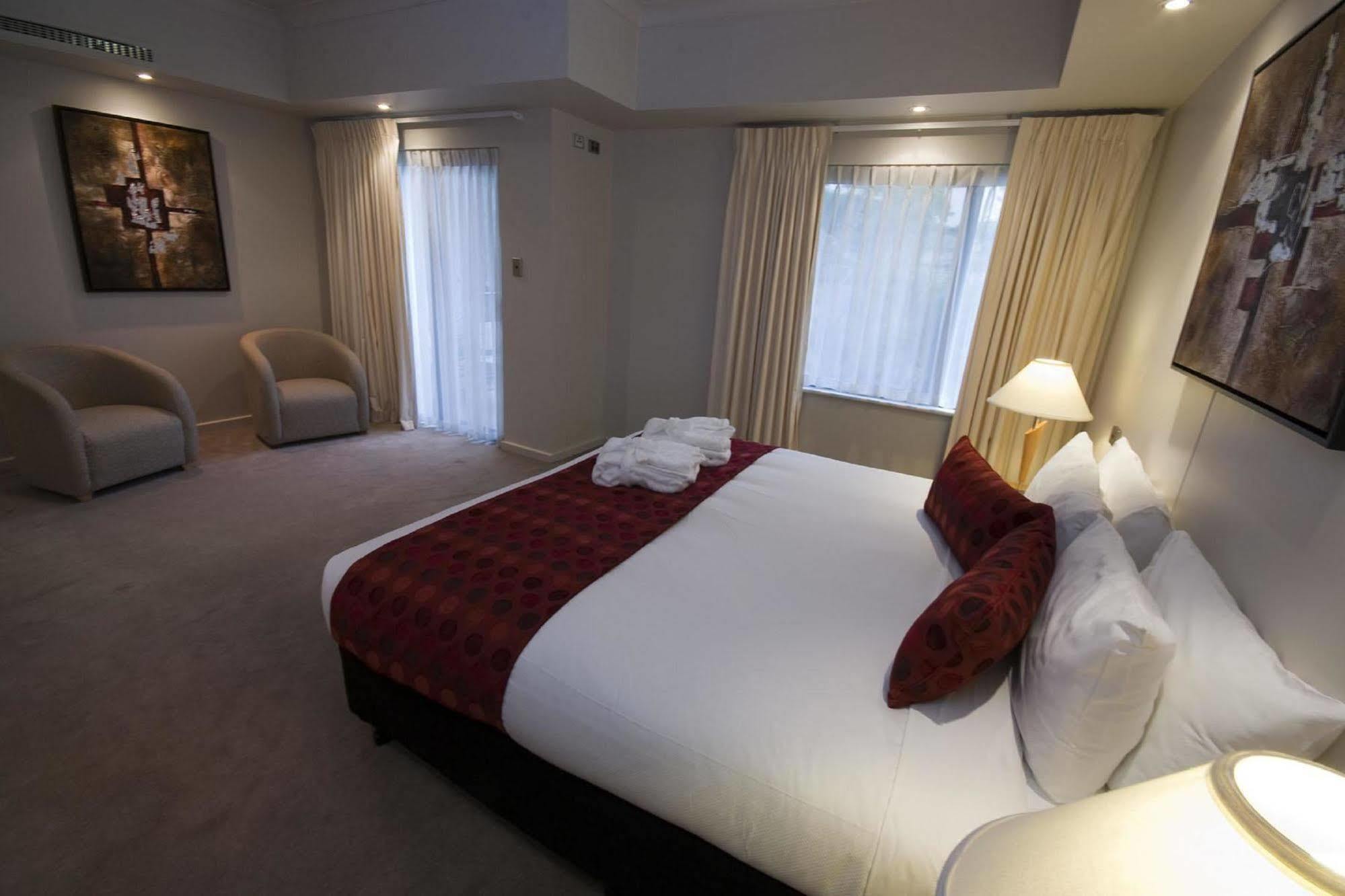 Aparthotel Nesuto Mounts Bay Perth