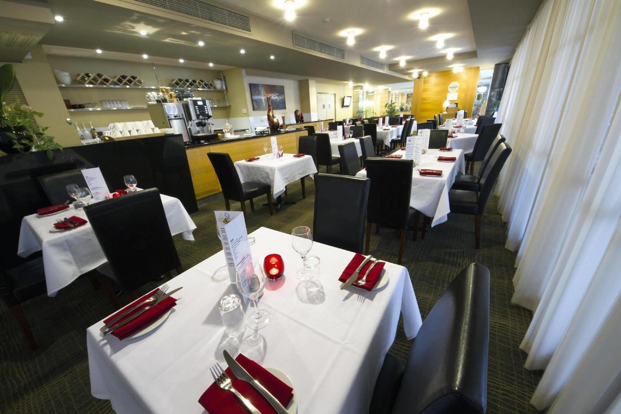 Aparthotel Nesuto Mounts Bay 4*