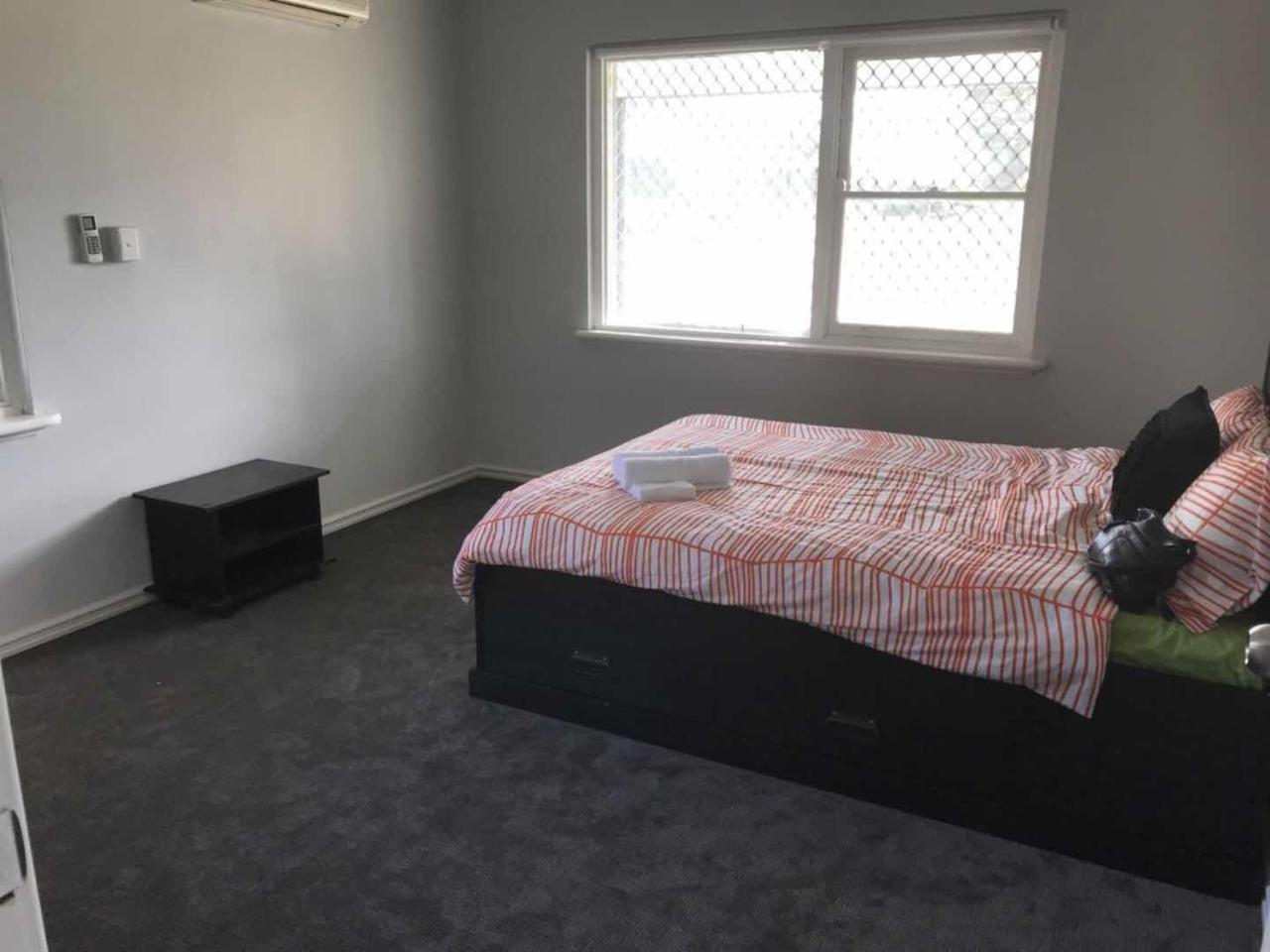 Holiday home Maddington House Unit A