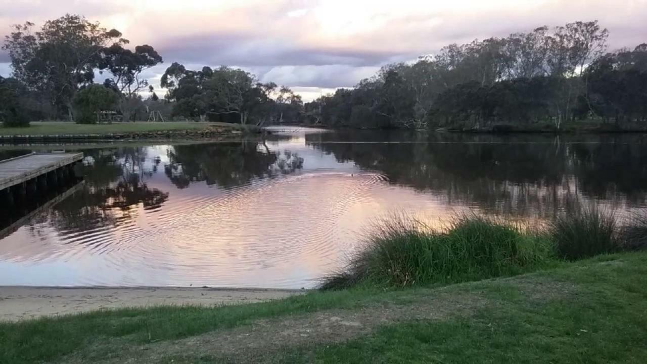 Tranquil Tree Views 2 Bedroom 2 Bathroom Holiday home Perth