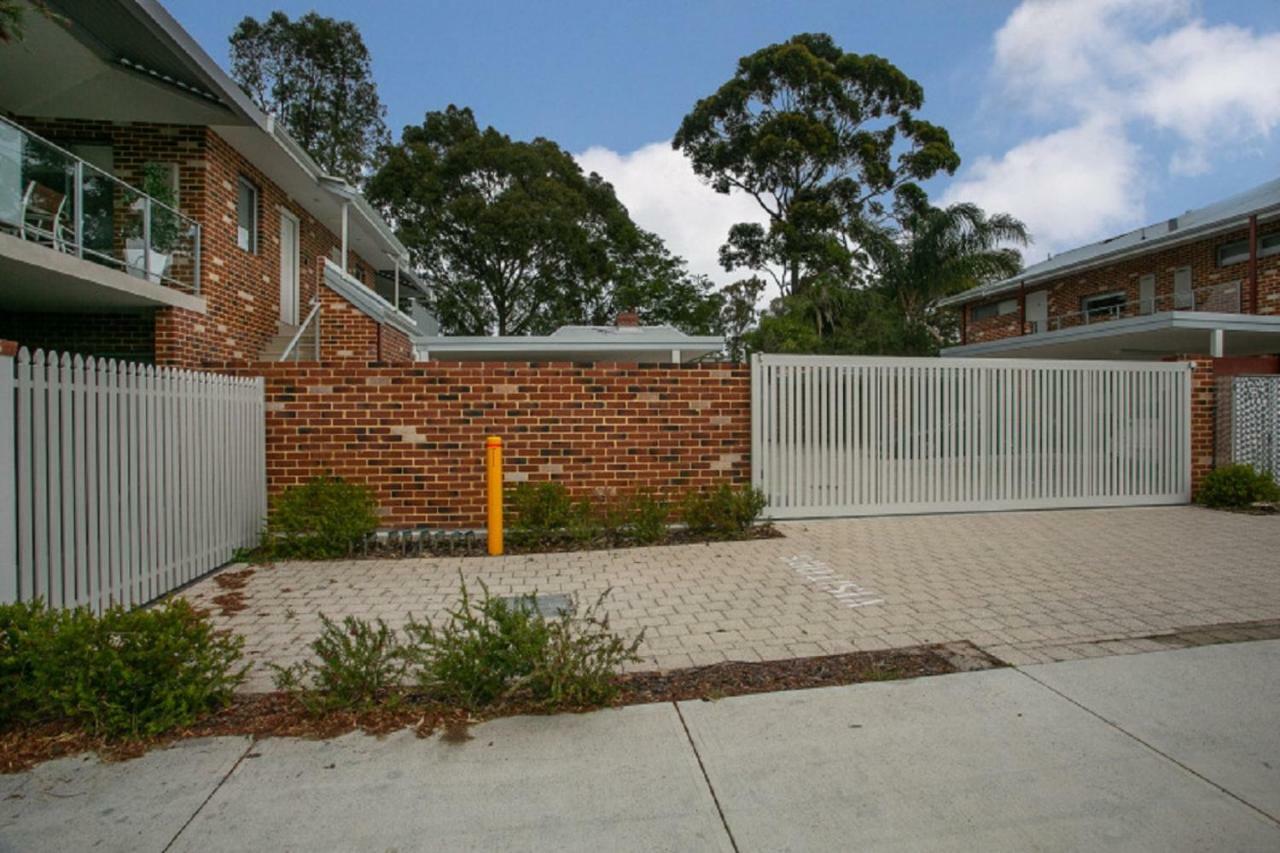 Holiday home Tranquil Tree Views 2 Bedroom 2 Bathroom *