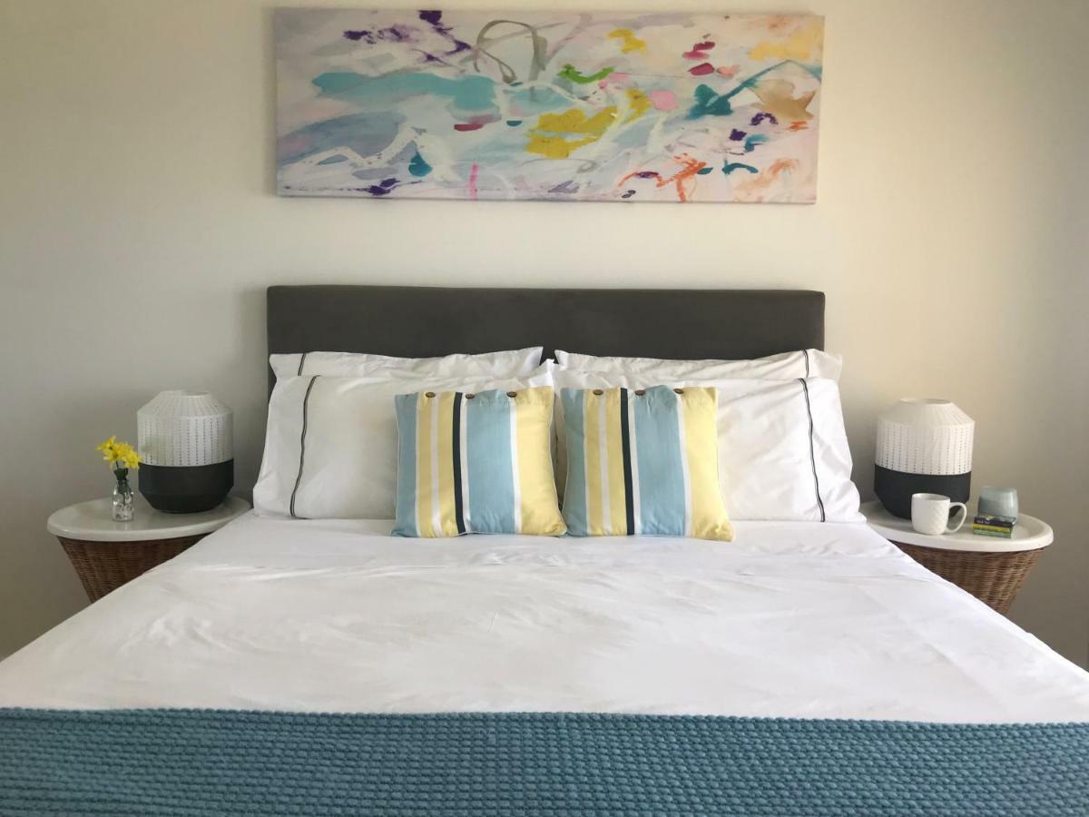 Cottesloe Beachfront Ocean View Apartment Perth