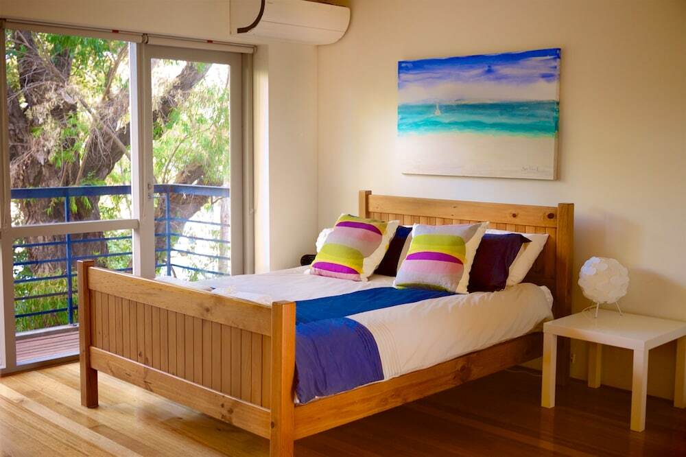 Apartment Cottesloe Tree Top Studio - Executive Escapes