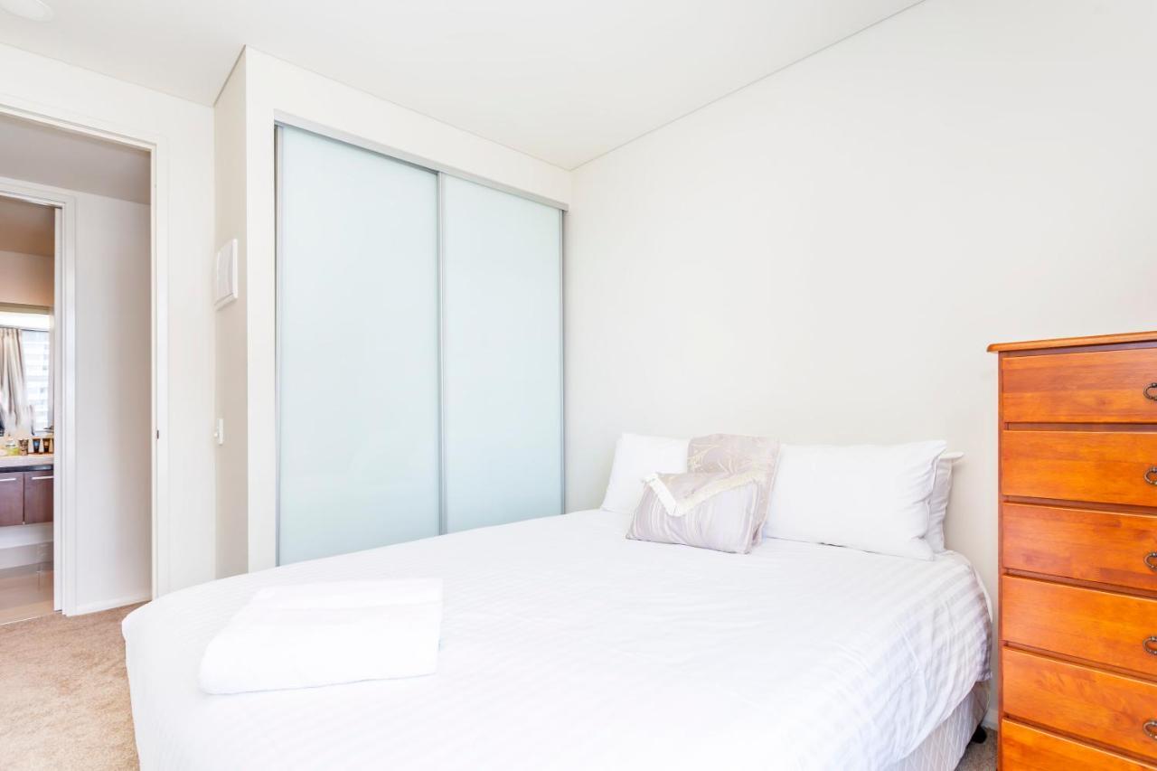 Apartment Saffron River View *