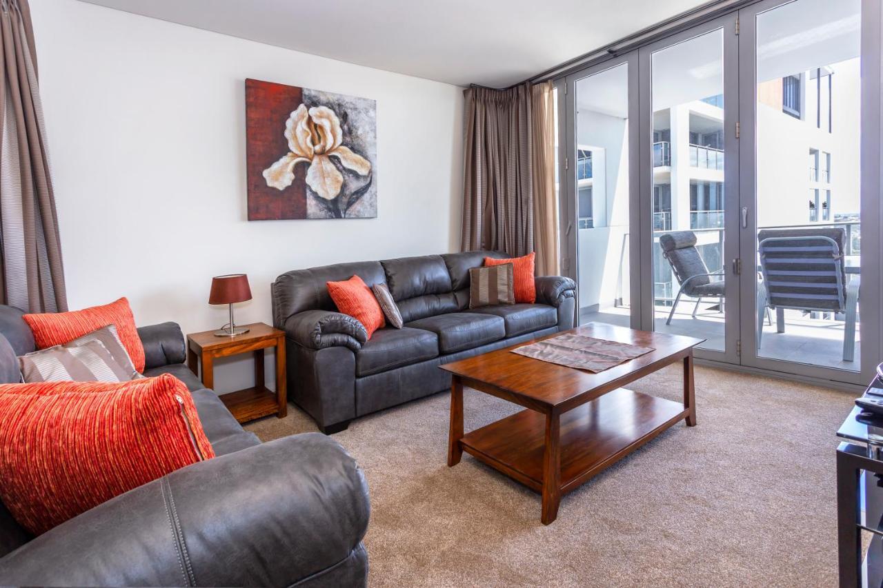 Apartment Saffron River View *