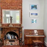 Cosy Home In Heart Of Subiaco