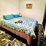 Affotable Relocation Fifo Long Term Queen Bedroom Near City Fremantle Sawn River